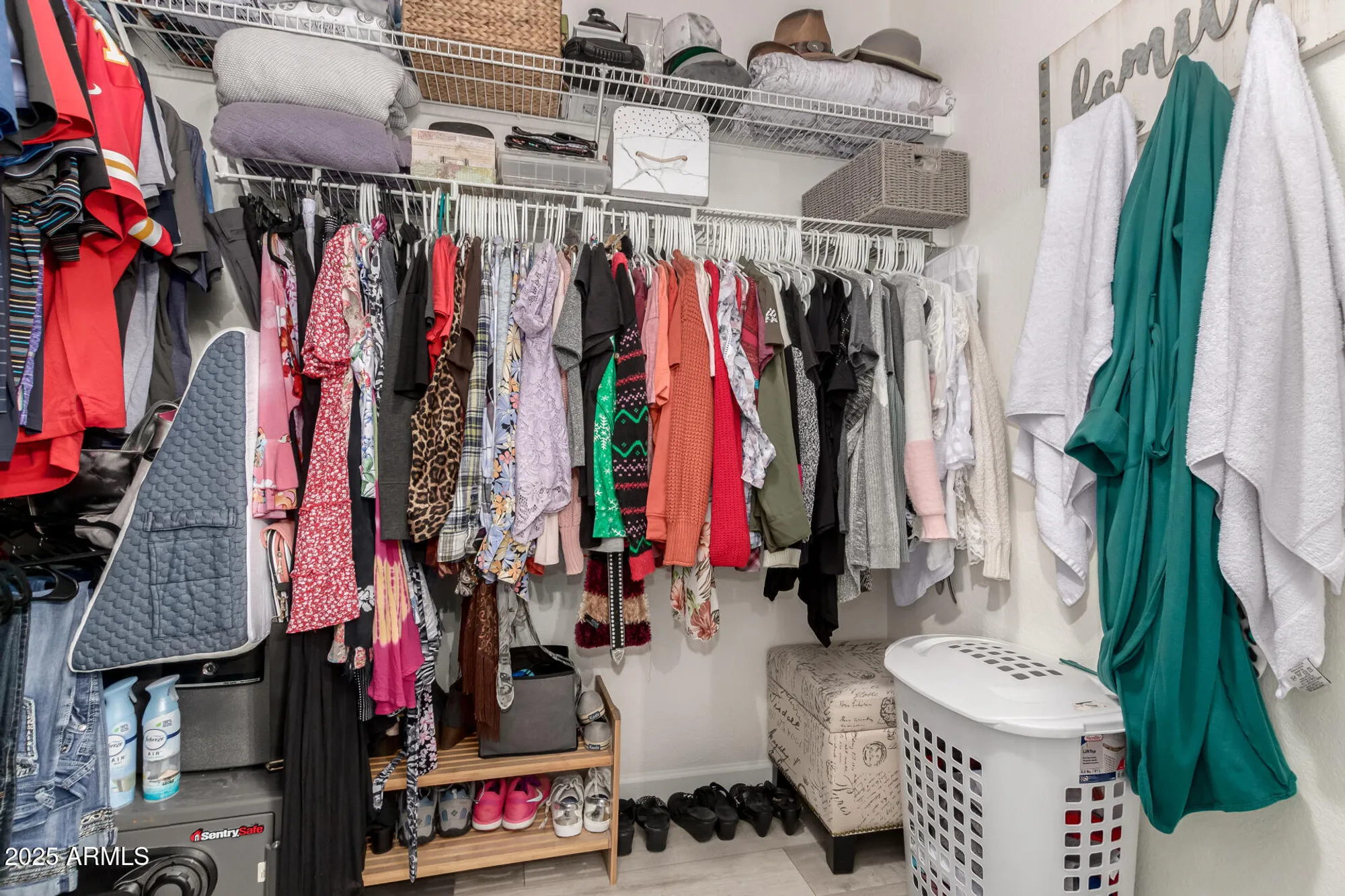 Property Slideshow image 21 of 35 | 21620 n 156th ln, Sun City West, AZ, 85375