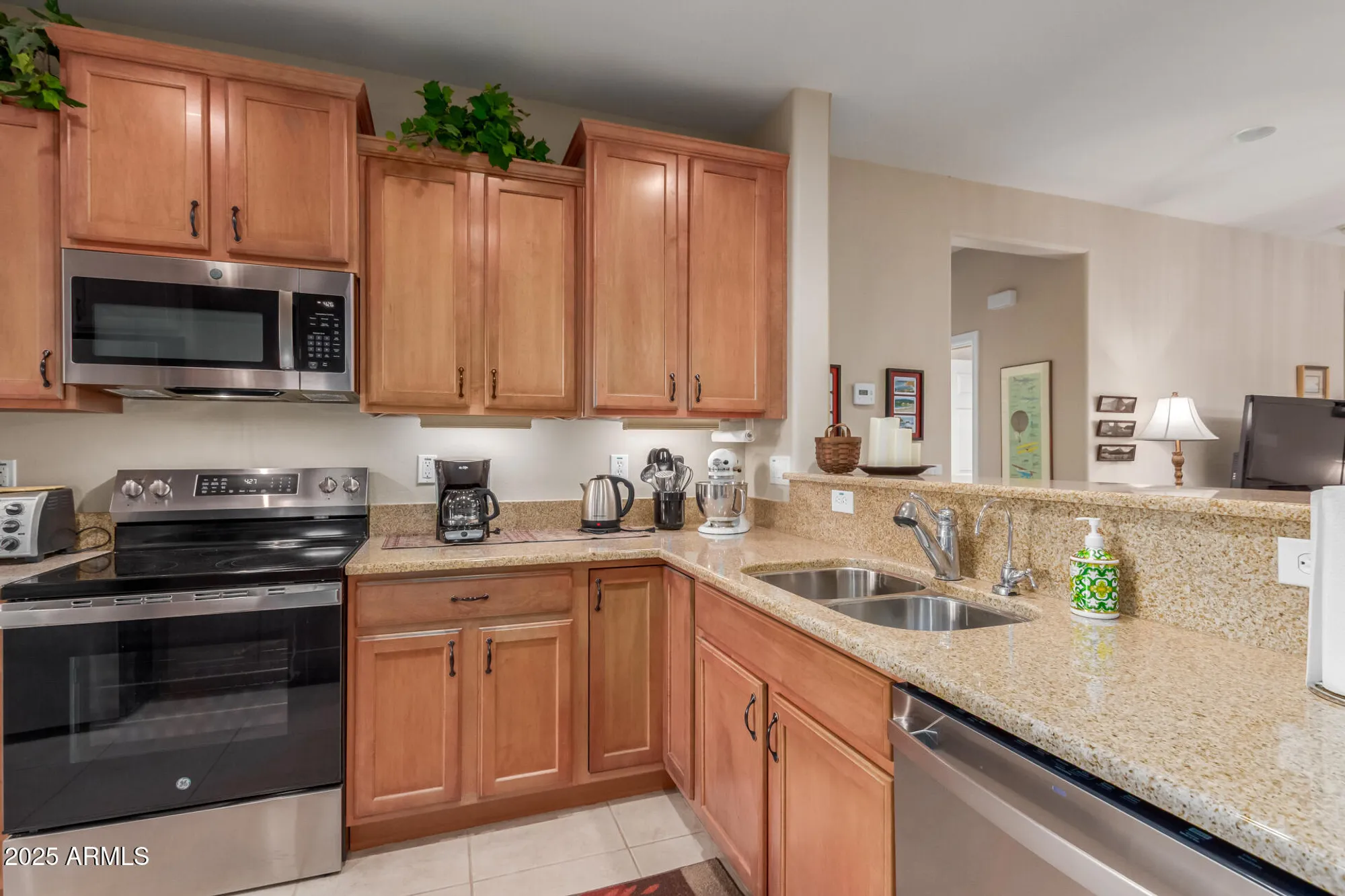 Property Slideshow image 8 of 36 | 6573 w mockingbird ct, Florence, AZ, 85132