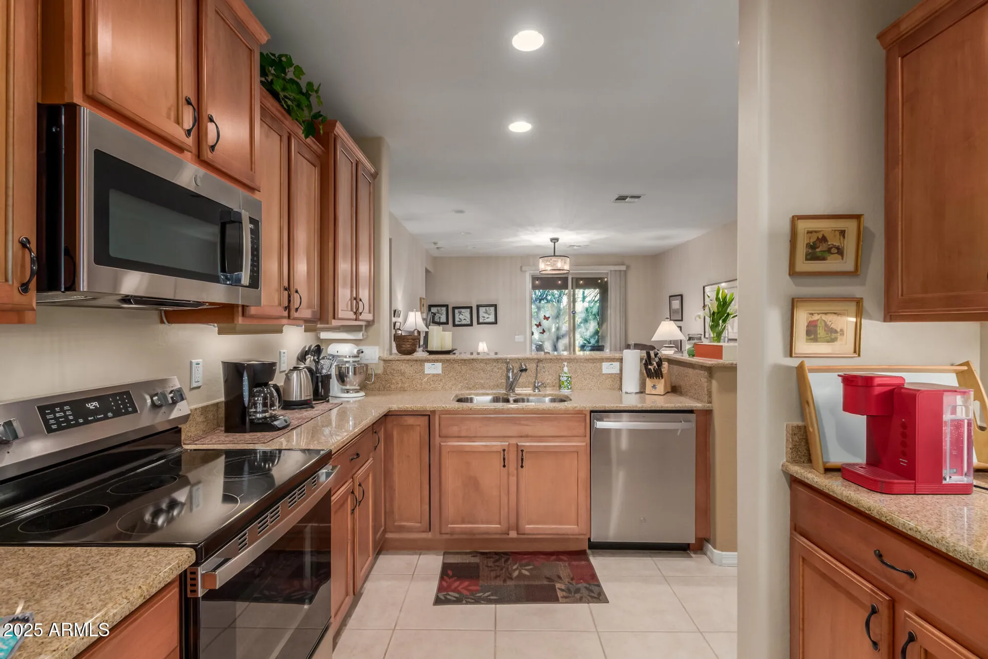 Property Slideshow image 9 of 36 | 6573 w mockingbird ct, Florence, AZ, 85132