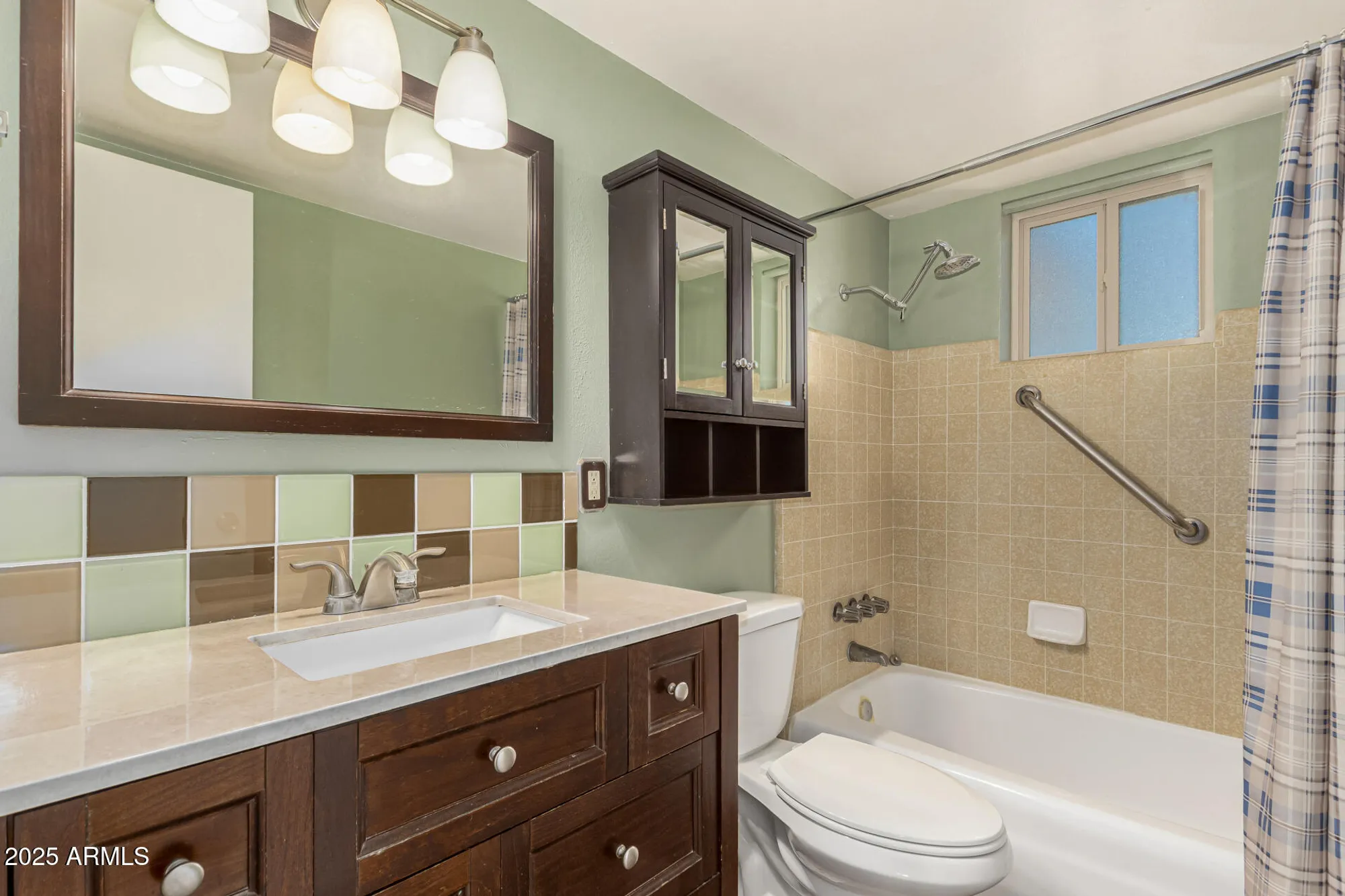 Property Slideshow image 17 of 26 | 1206 s grand dr, Apache Junction, AZ, 85120