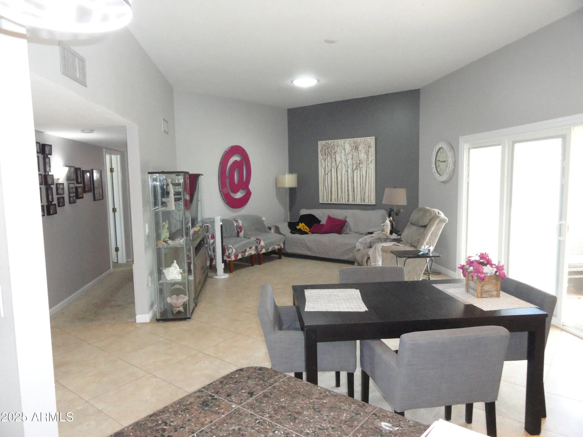 Property Slideshow image 9 of 22 | 17464 n 106th ave, Sun City, AZ, 85373