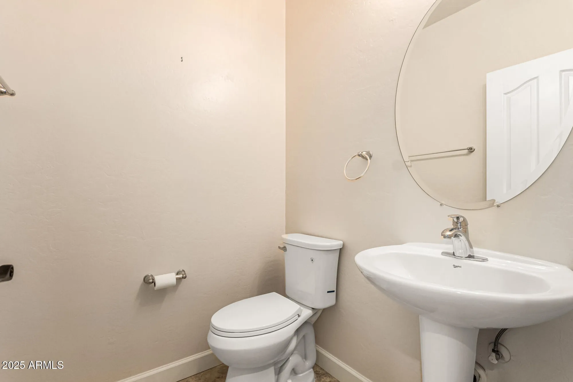 Property Slideshow image 18 of 85 | 4935 w comanche dr, Eloy, AZ, 85131