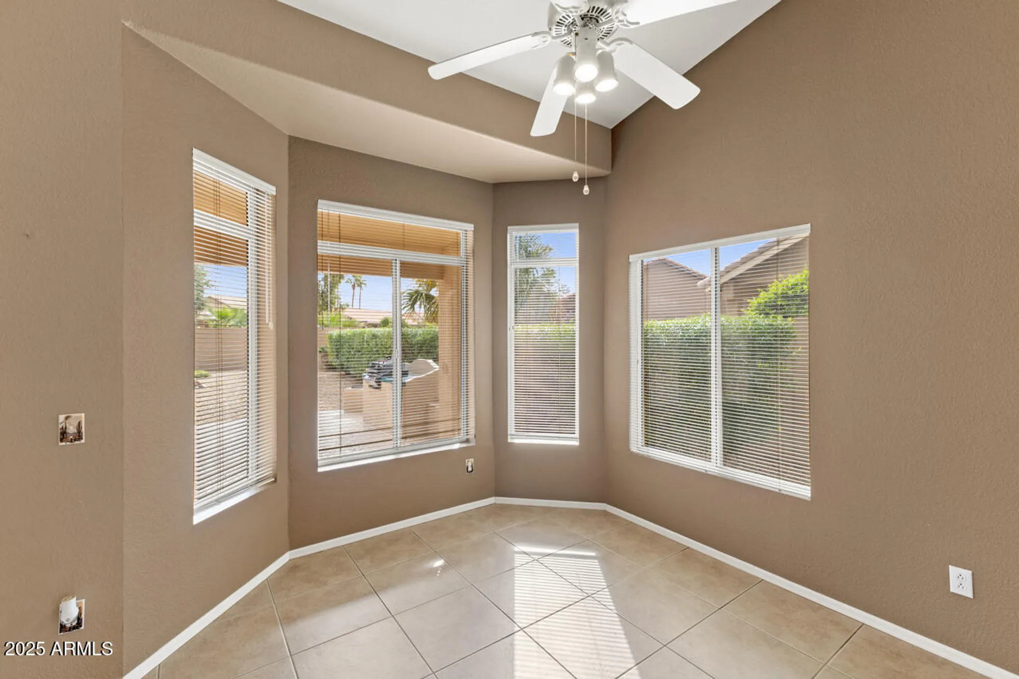 Property Slideshow image 10 of 38 | 3035 n 152nd ln, Goodyear, AZ, 85395