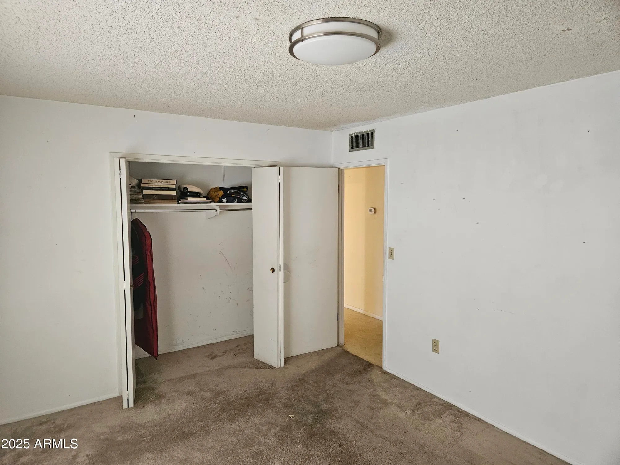 Property Slideshow image 27 of 41 | 10426 w cinnebar ave, Sun City, AZ, 85351