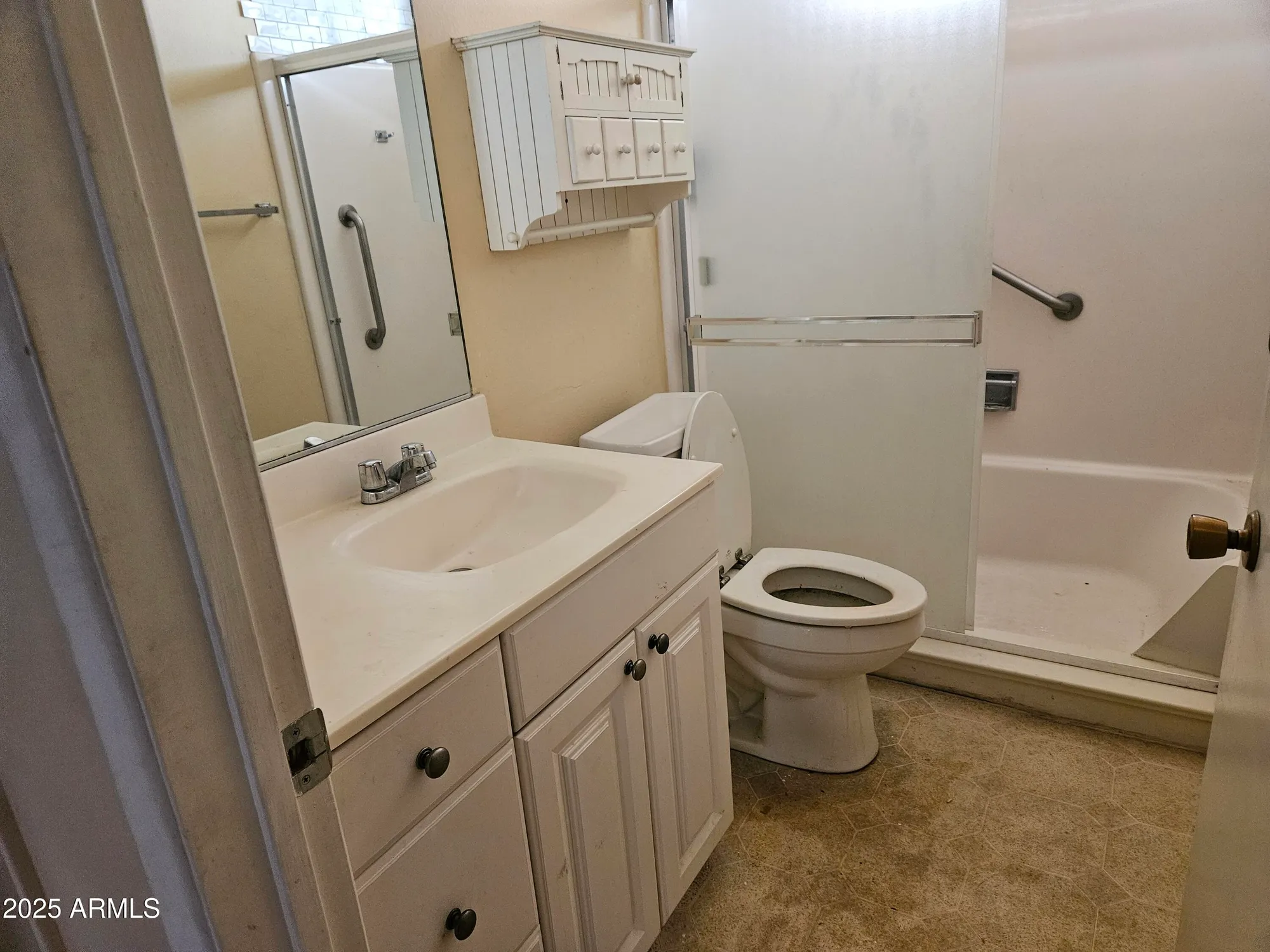 Property Slideshow image 23 of 41 | 10426 w cinnebar ave, Sun City, AZ, 85351