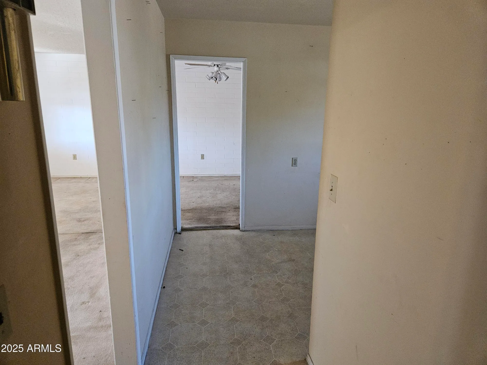 Property Slideshow image 35 of 41 | 10426 w cinnebar ave, Sun City, AZ, 85351