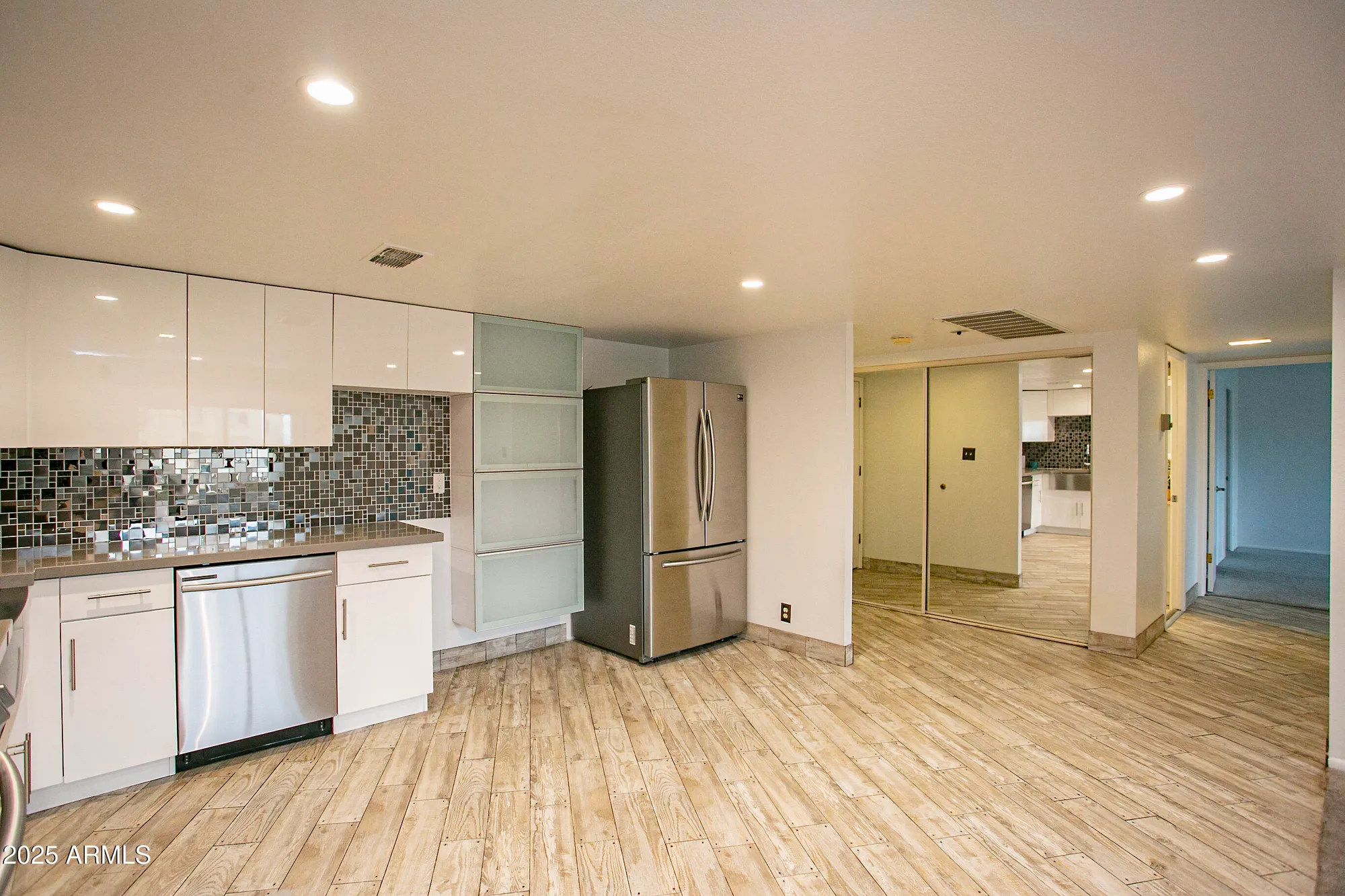 Property Slideshow image 4 of 32 | 7920 e camelback rd 504, Scottsdale, AZ, 85251