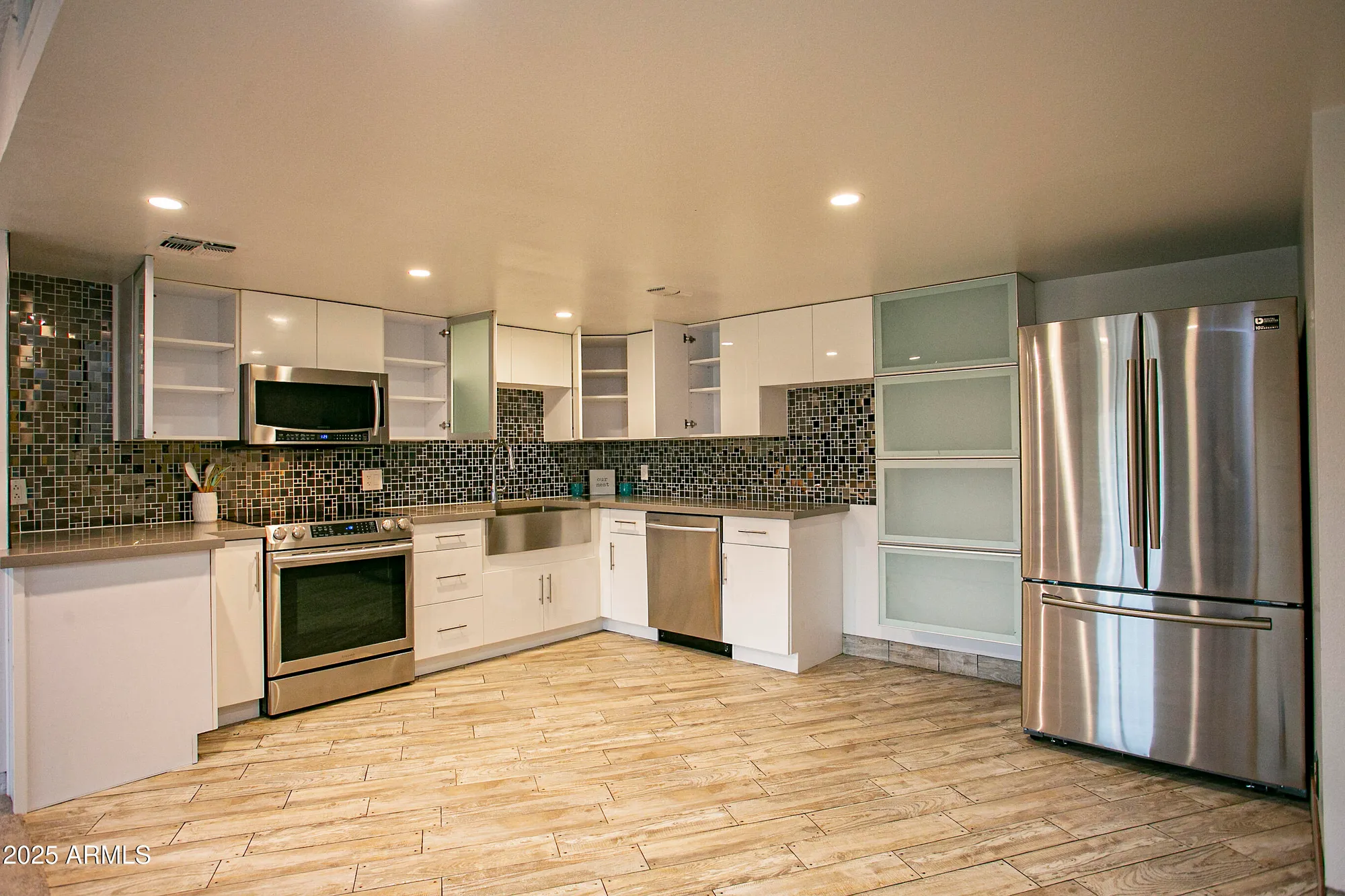 Property Slideshow image 5 of 32 | 7920 e camelback rd 504, Scottsdale, AZ, 85251