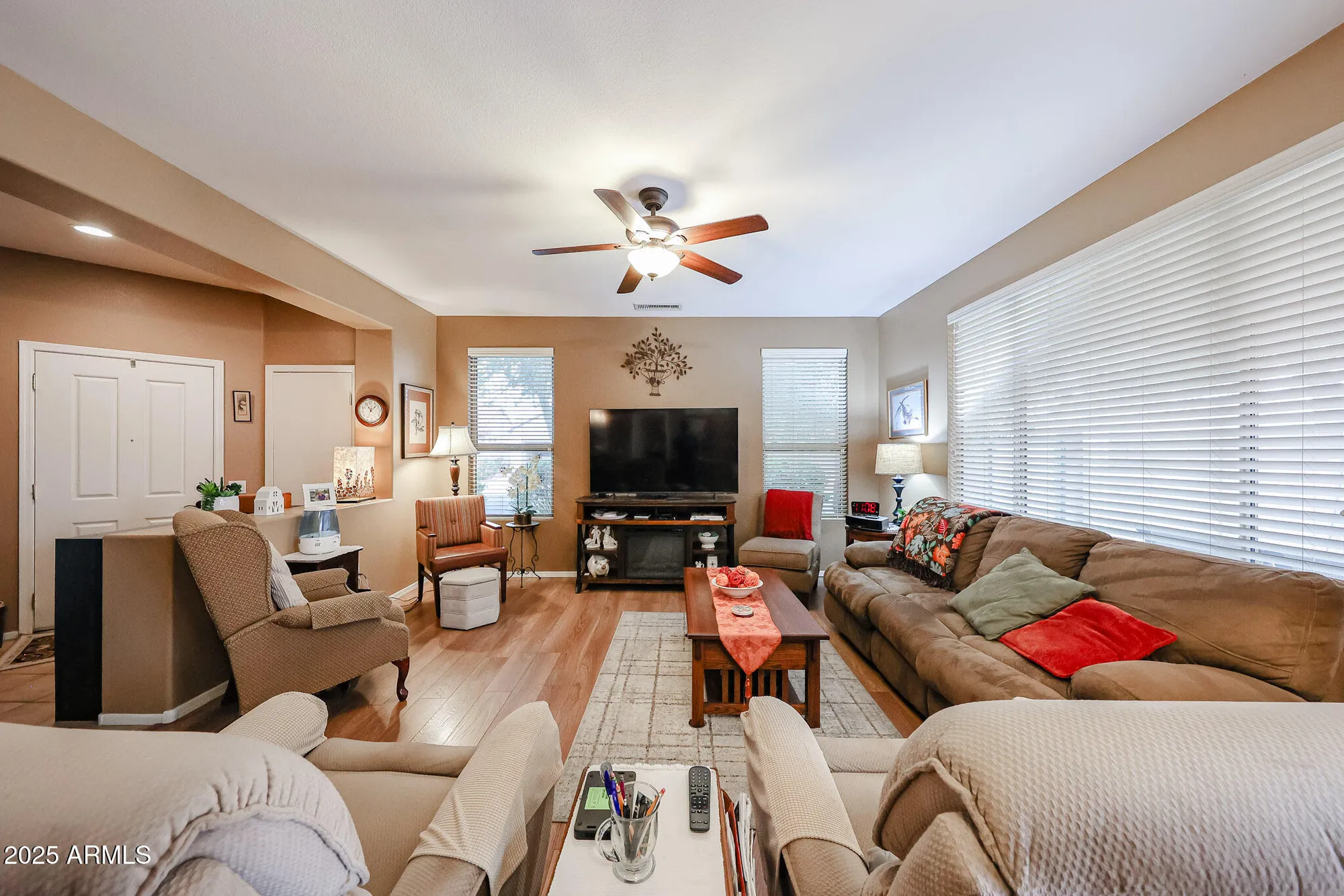 Property Slideshow image 4 of 29 | 20050 n siesta rock dr, Surprise, AZ, 85374