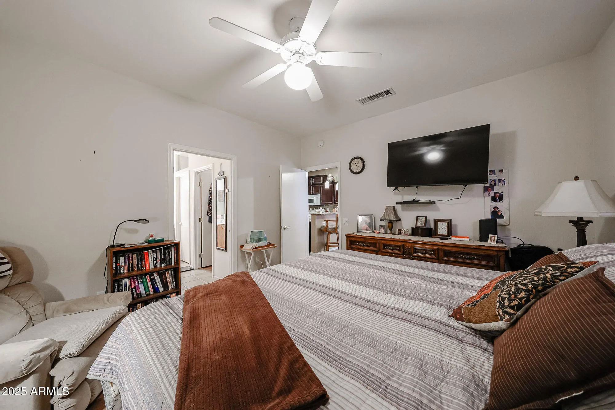 Property Slideshow image 20 of 29 | 20050 n siesta rock dr, Surprise, AZ, 85374