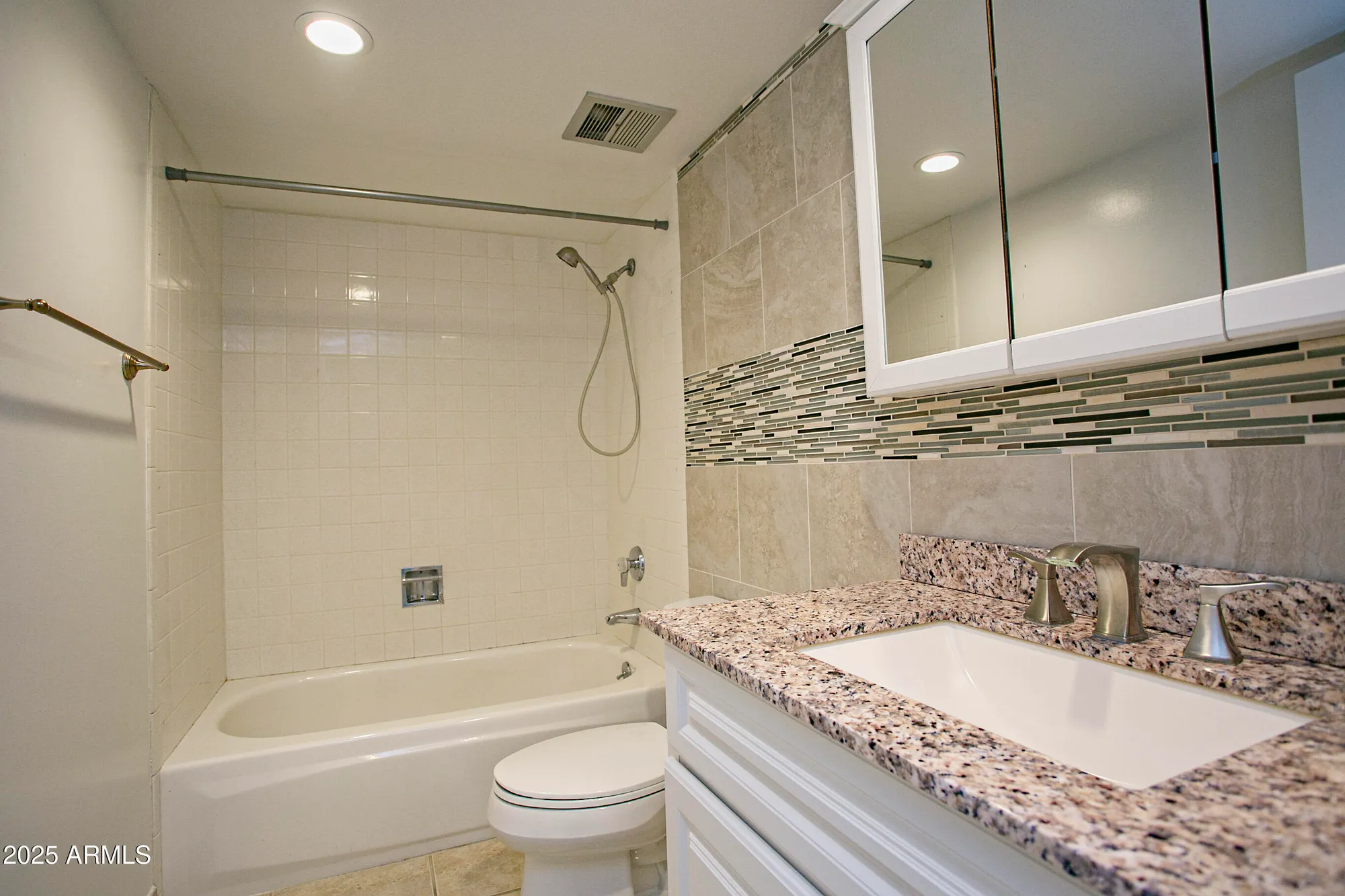 Property Slideshow image 17 of 32 | 7920 e camelback rd 504, Scottsdale, AZ, 85251