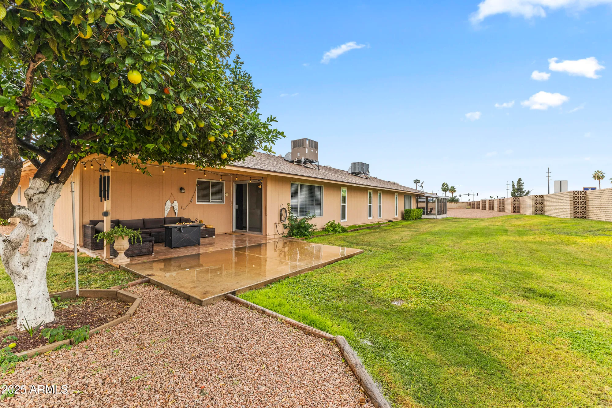 Property Slideshow image 27 of 33 | 10616 w campana dr, Sun City, AZ, 85351