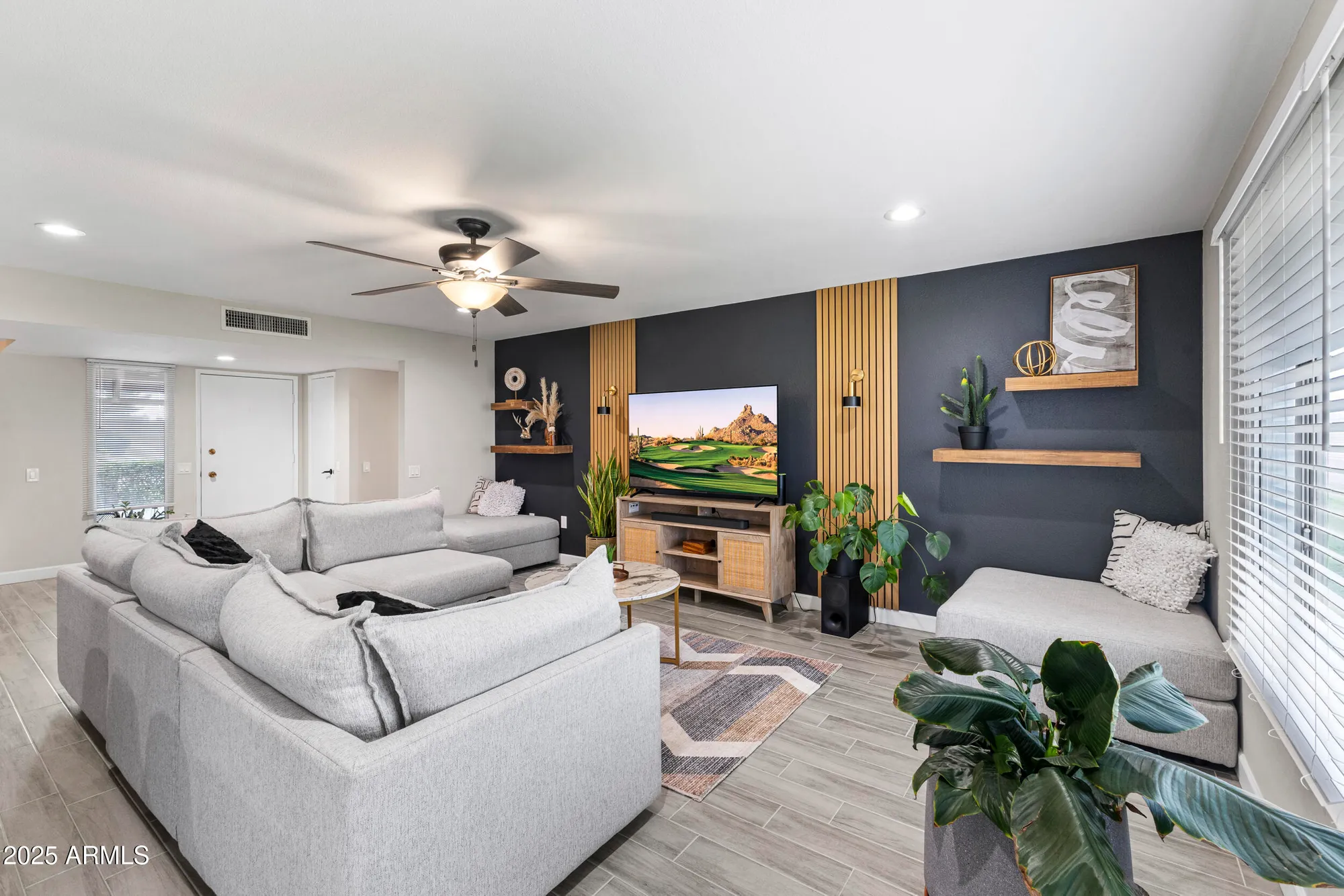 Property Slideshow image 16 of 33 | 10616 w campana dr, Sun City, AZ, 85351