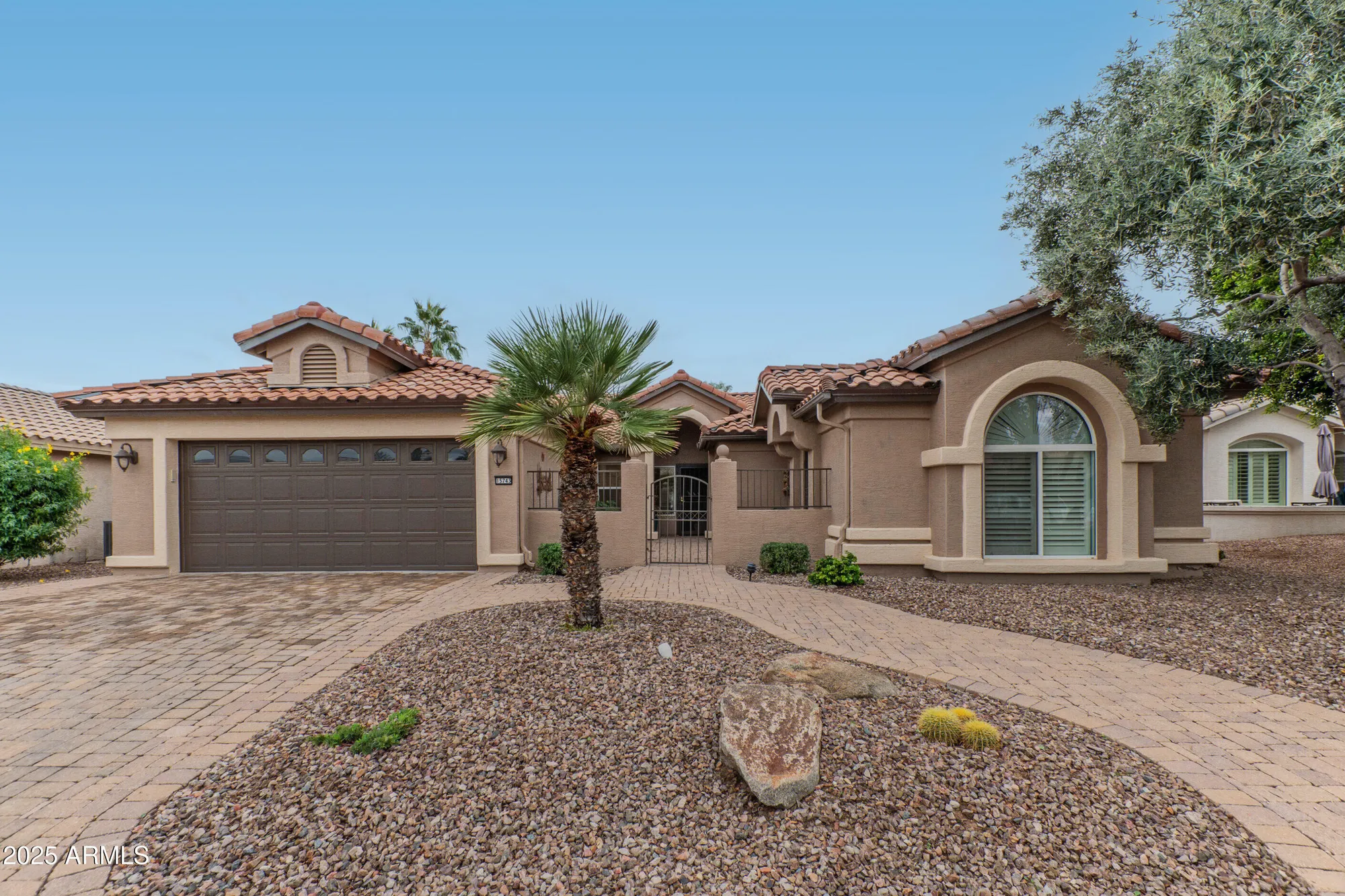 Property Slideshow image 6 of 33 | 15743 w edgemont ave, Goodyear, AZ, 85395