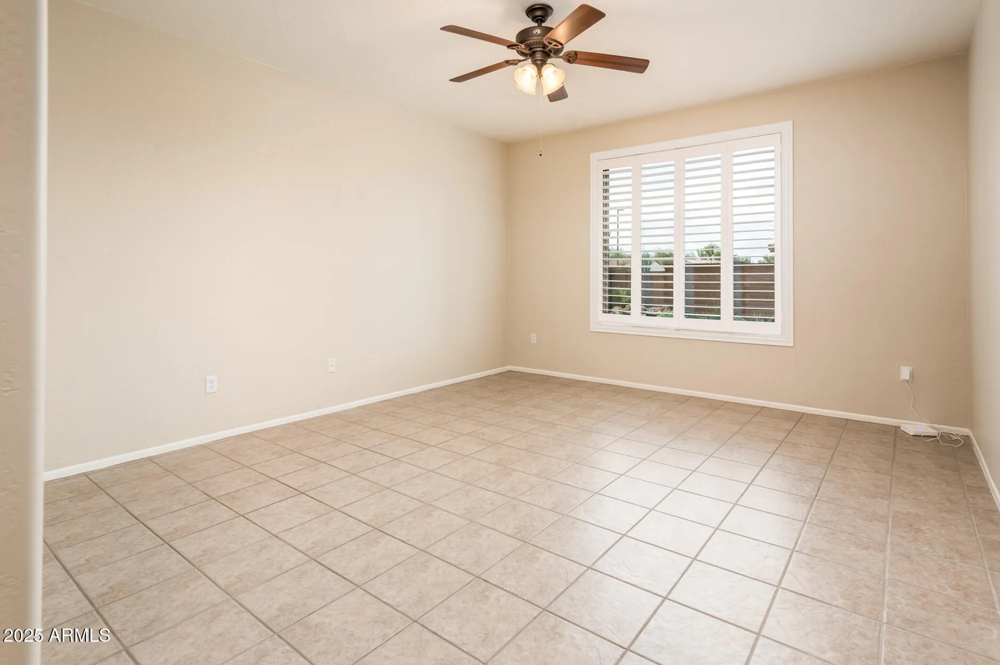 Property Slideshow image 28 of 43 | 14875 w gentle breeze way, Surprise, AZ, 85374