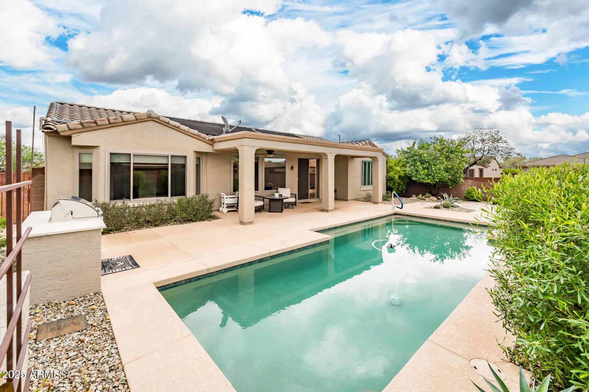 Property Slideshow image 34 of 43 | 14875 w gentle breeze way, Surprise, AZ, 85374