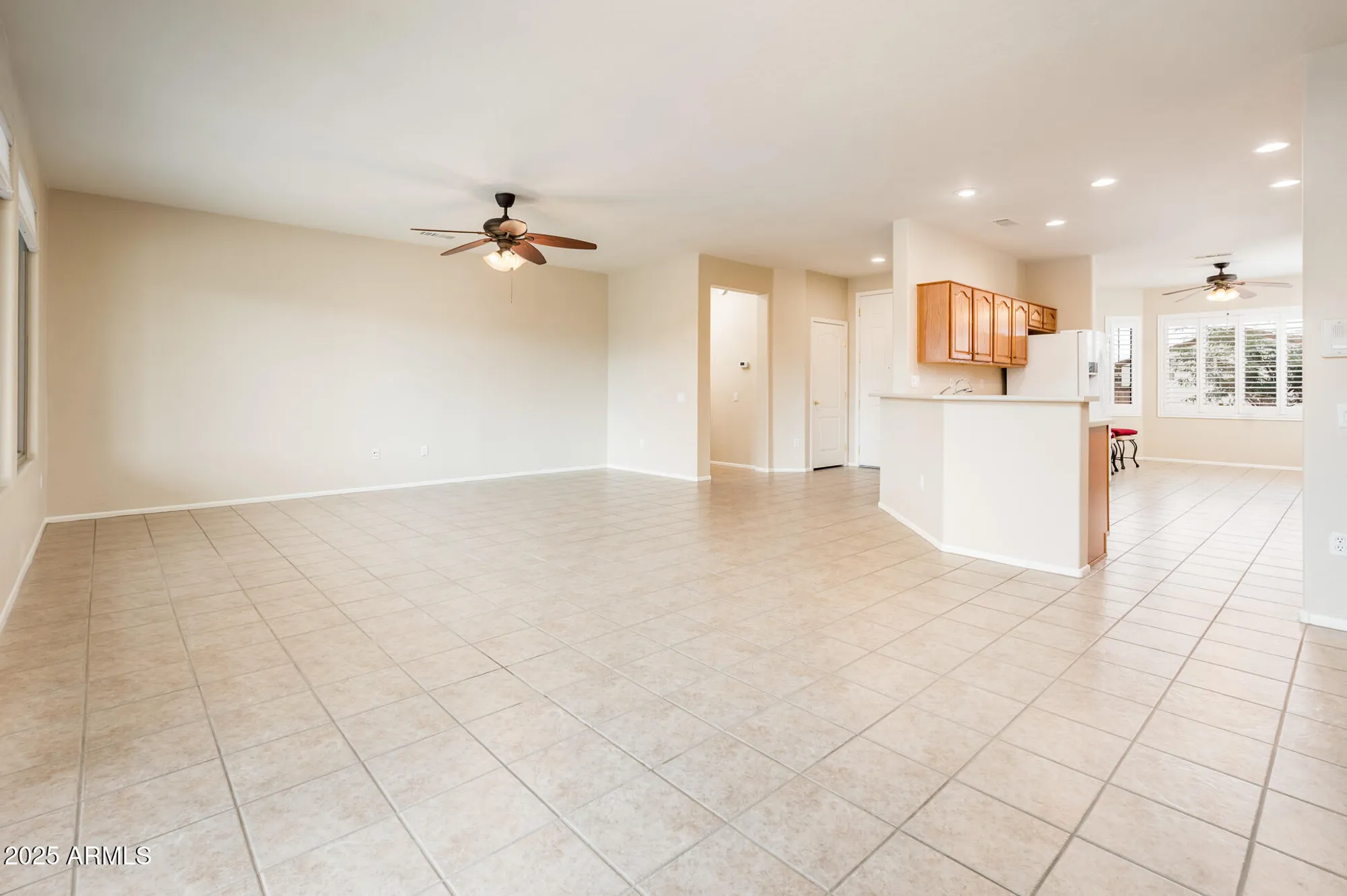 Property Slideshow image 15 of 43 | 14875 w gentle breeze way, Surprise, AZ, 85374