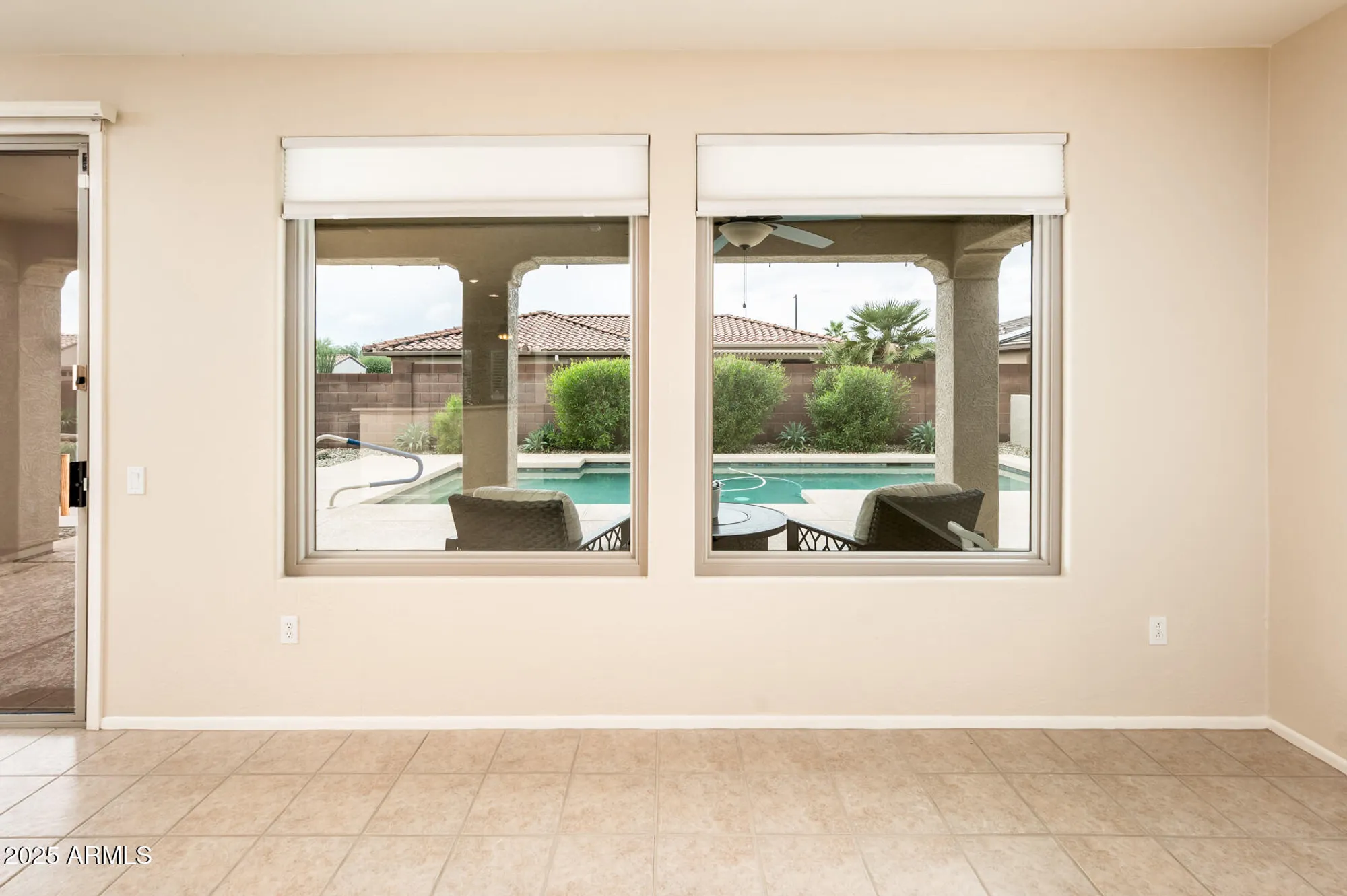 Property Slideshow image 10 of 43 | 14875 w gentle breeze way, Surprise, AZ, 85374