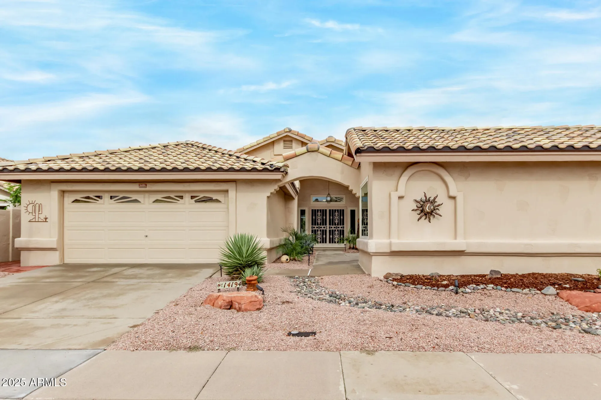 Property Slideshow image 1 of 42 | 14194 w mountain laurel trl, Surprise, AZ, 85374