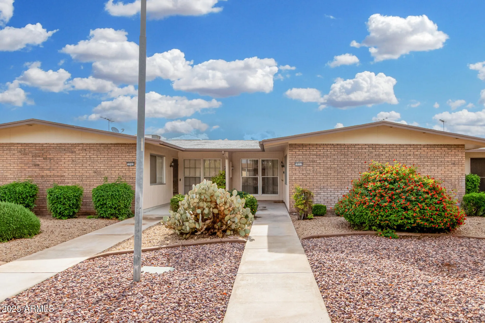 Property Slideshow image 1 of 35 | 10311 w ocotillo dr, Sun City, AZ, 85373