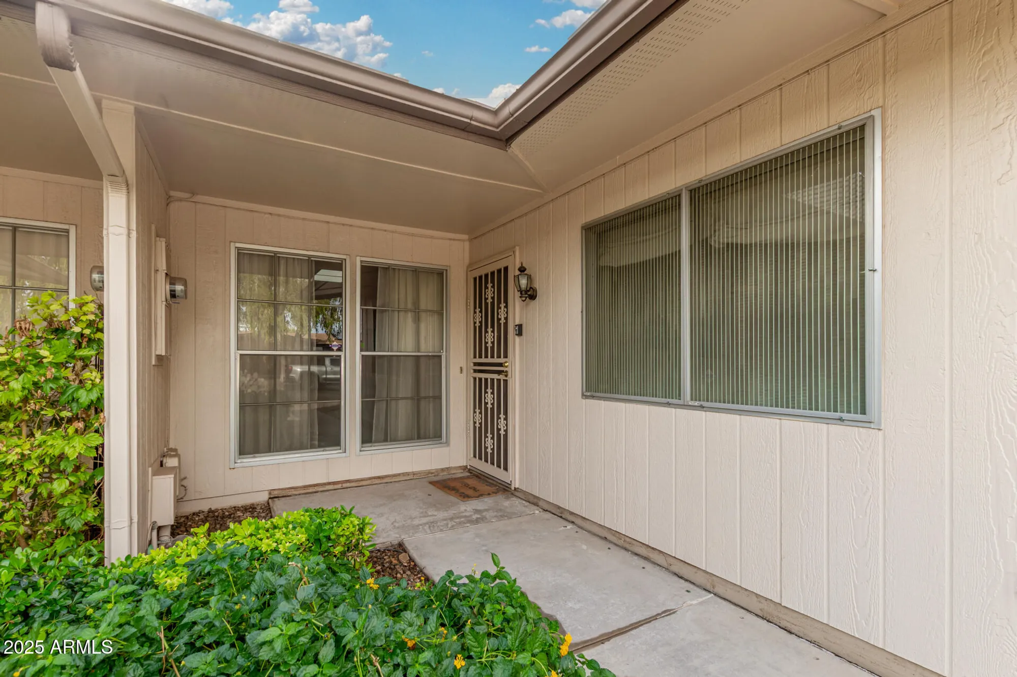 Property Slideshow image 4 of 35 | 10311 w ocotillo dr, Sun City, AZ, 85373