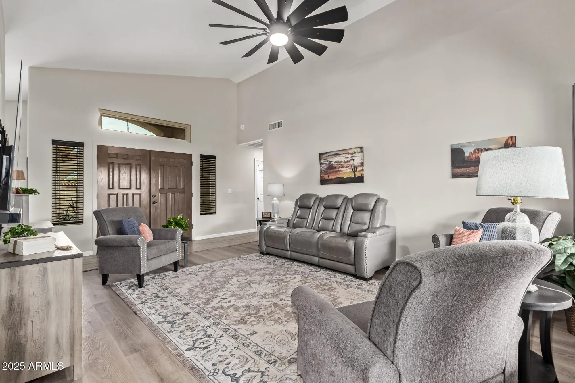 Property Slideshow image 9 of 42 | 14194 w mountain laurel trl, Surprise, AZ, 85374