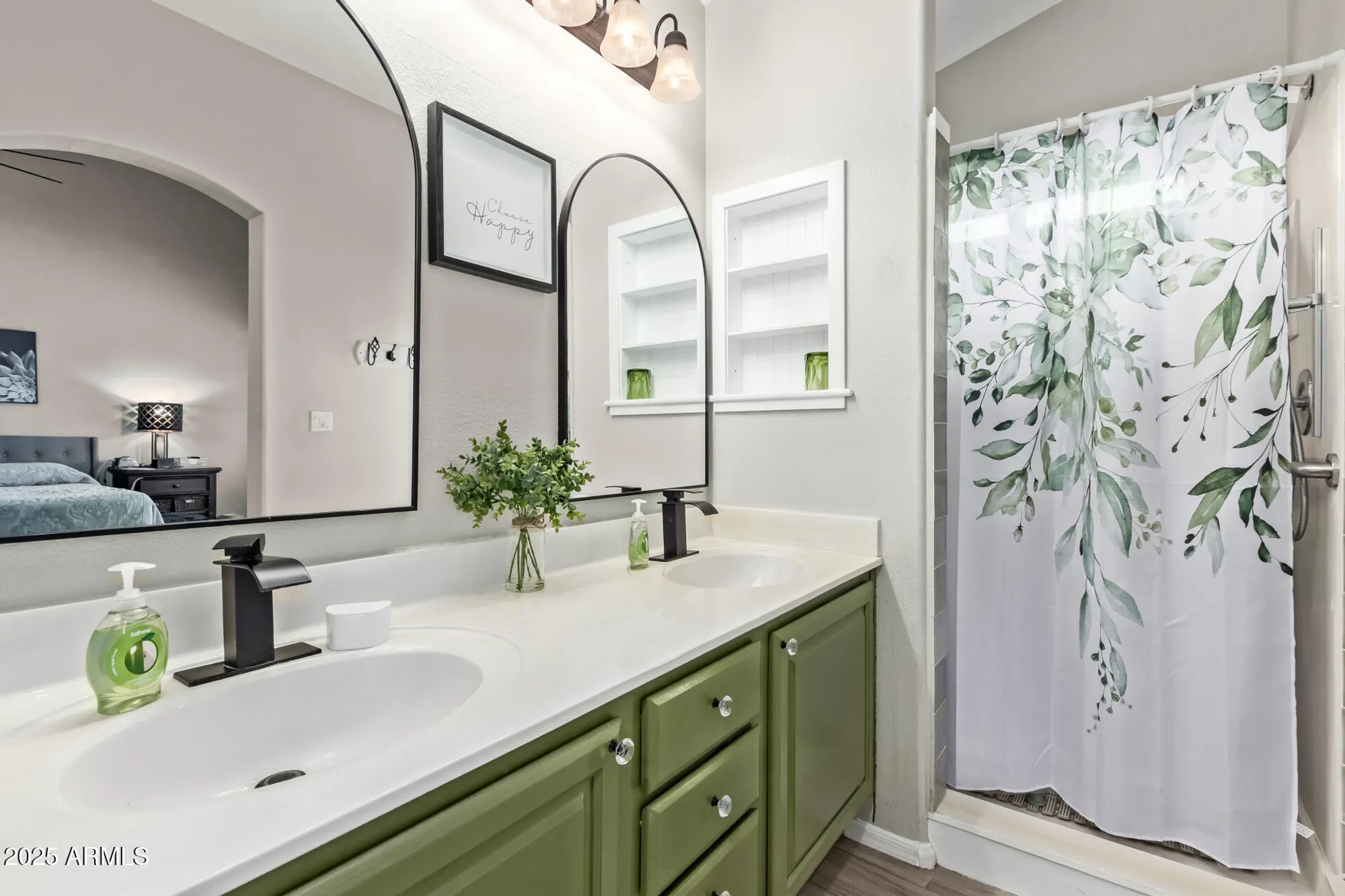 Property Slideshow image 18 of 42 | 14194 w mountain laurel trl, Surprise, AZ, 85374