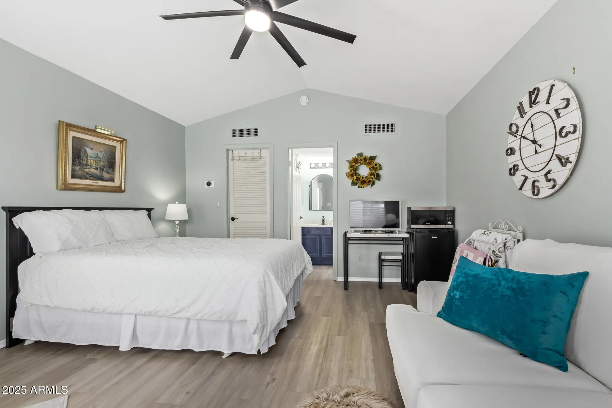 Property Slideshow image 19 of 42 | 14194 w mountain laurel trl, Surprise, AZ, 85374