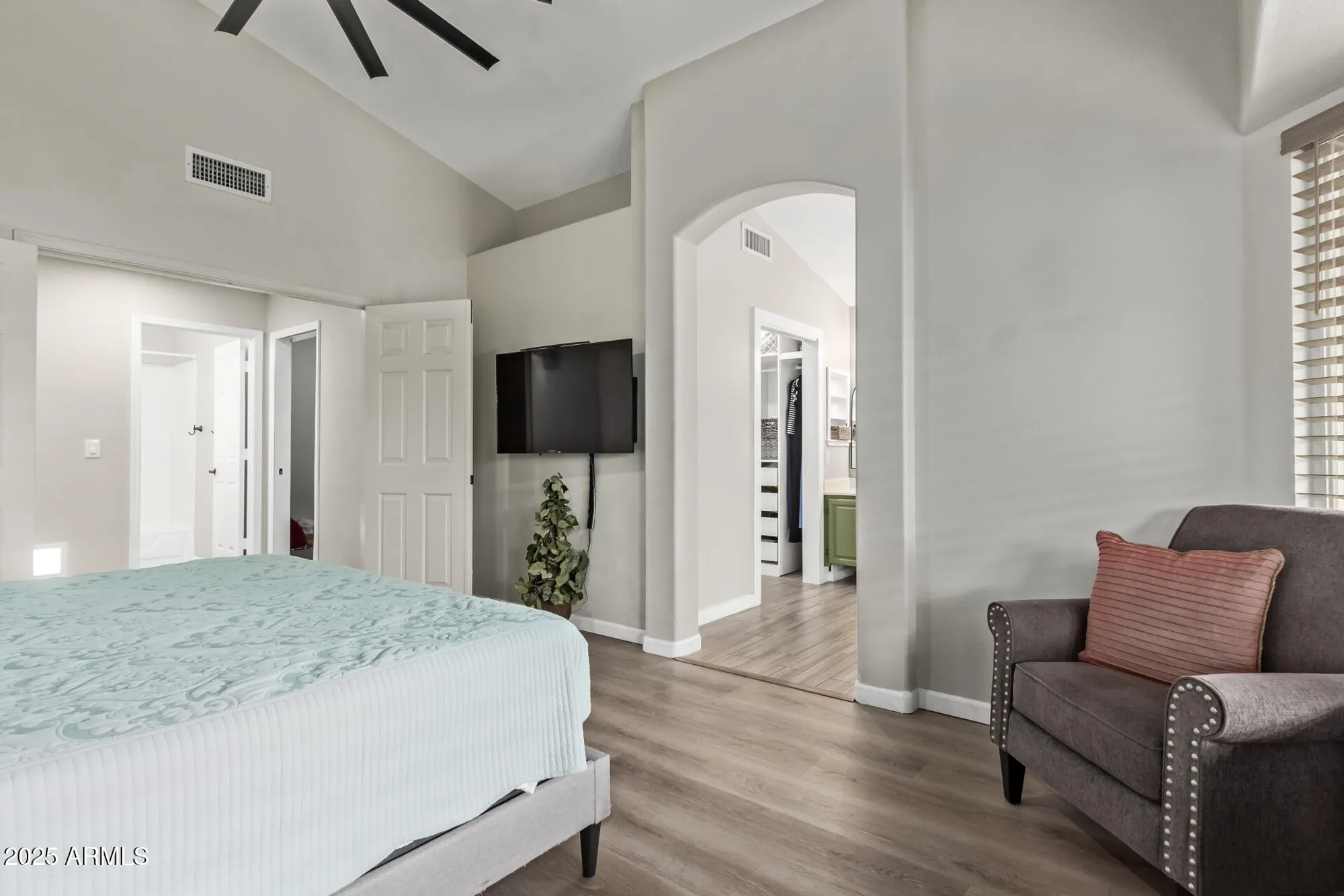 Property Slideshow image 16 of 42 | 14194 w mountain laurel trl, Surprise, AZ, 85374