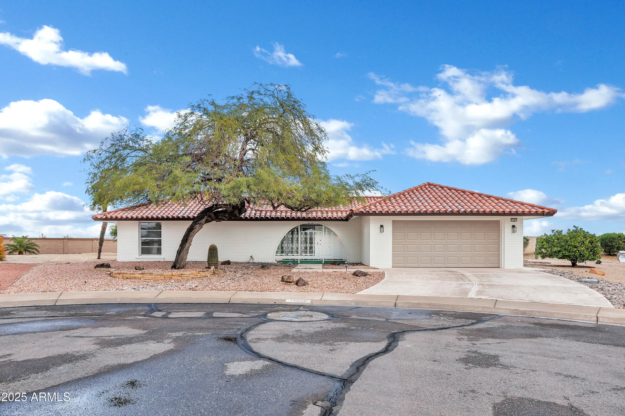Property Slideshow image 1 of 25 | 17427 n 123rd dr, Sun City West, AZ, 85375