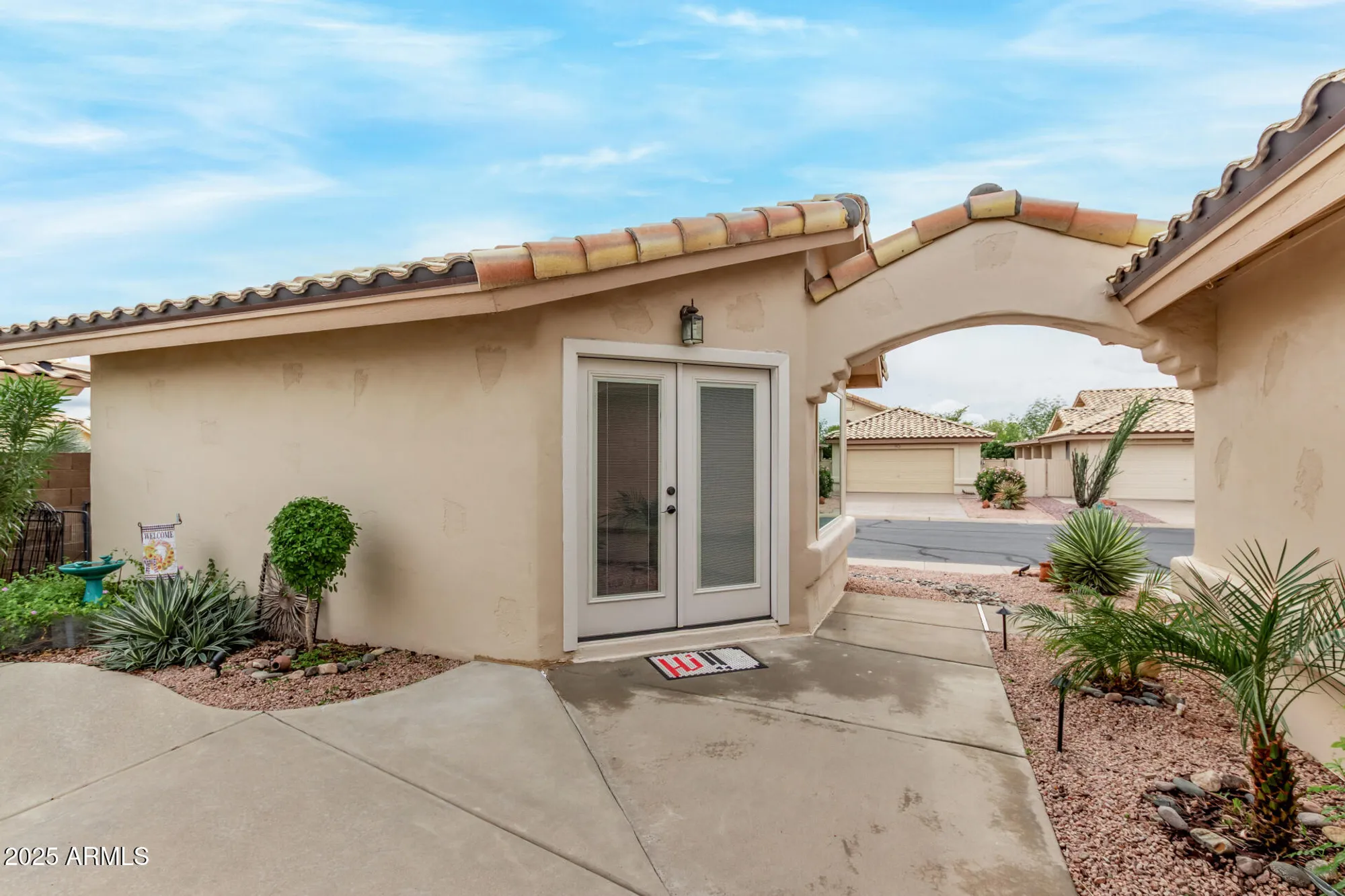 Property Slideshow image 6 of 42 | 14194 w mountain laurel trl, Surprise, AZ, 85374