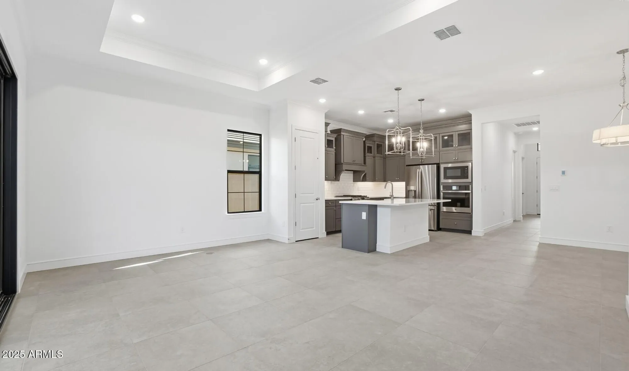 Property Slideshow image 7 of 25 | 20338 w sells dr, Buckeye, AZ, 85396