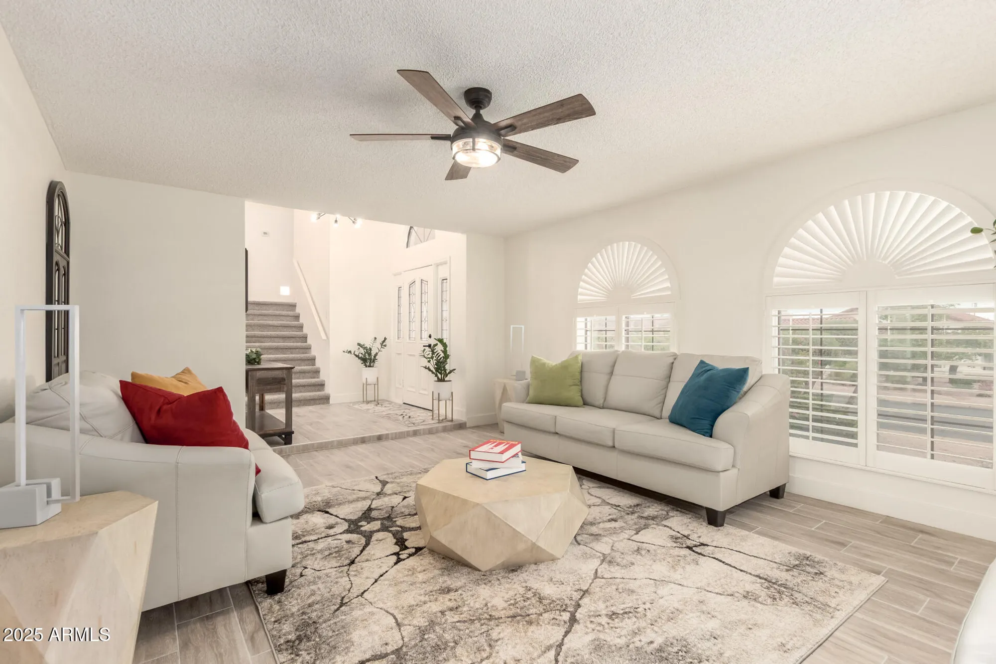 Property Slideshow image 8 of 39 | 13042 s 42nd st, Phoenix, AZ, 85044