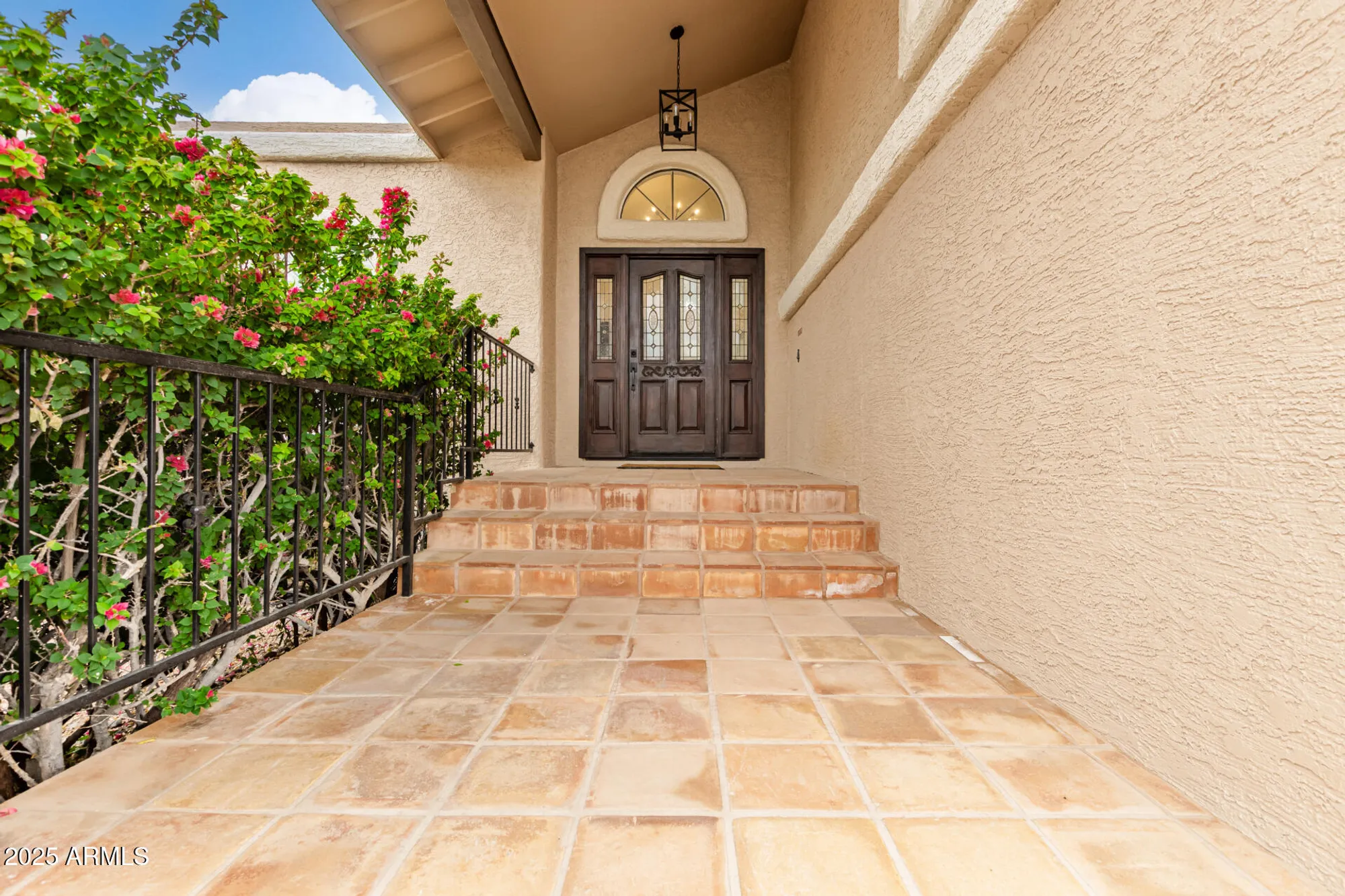 Property Slideshow image 3 of 39 | 13042 s 42nd st, Phoenix, AZ, 85044