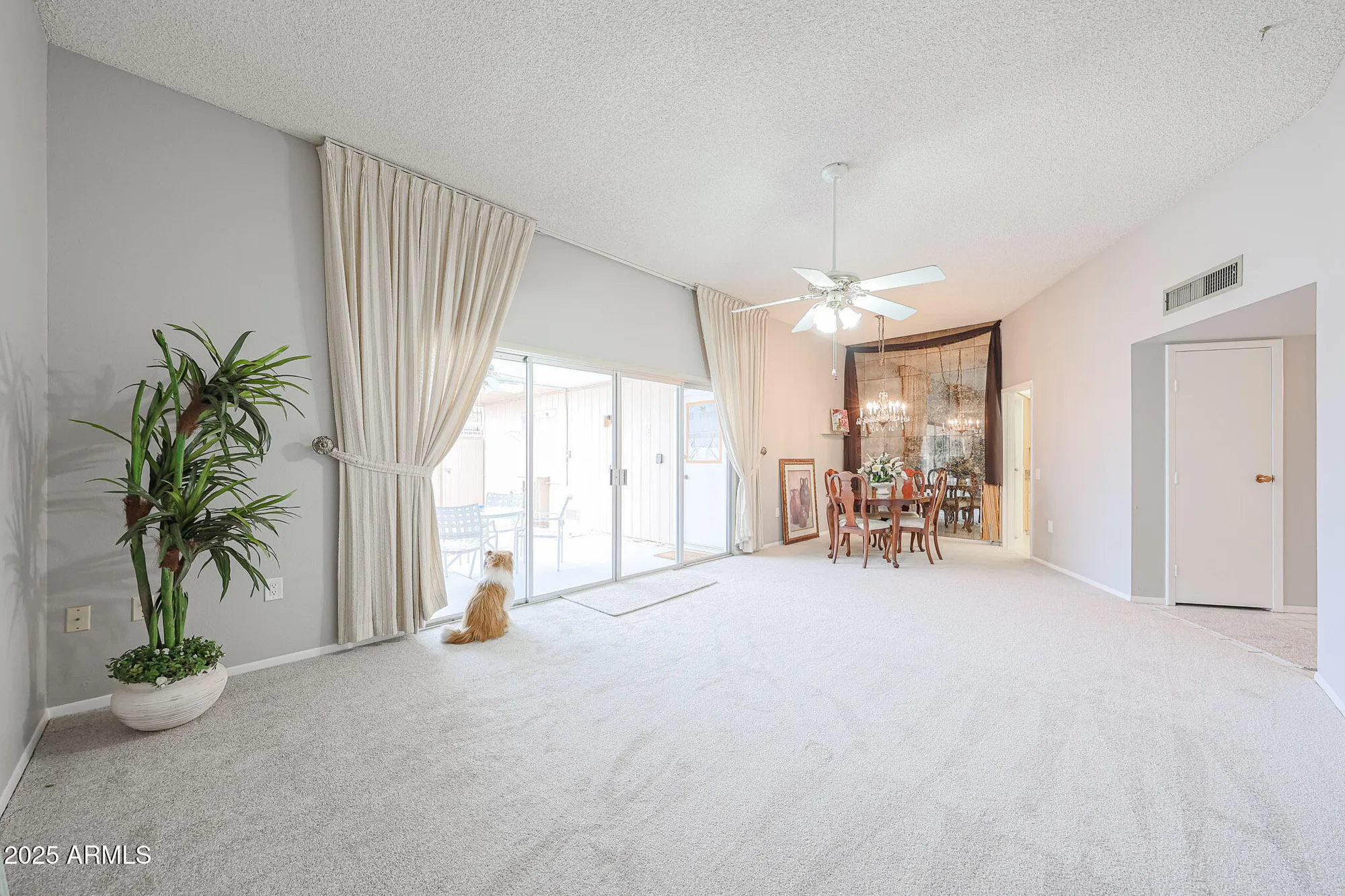 Property Slideshow image 9 of 27 | 14022 n palm ridge dr, Sun City, AZ, 85351