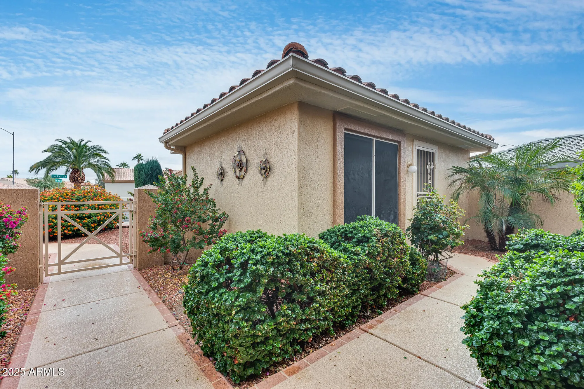Property Slideshow image 5 of 59 | 22724 n la paz ln, Sun City West, AZ, 85375