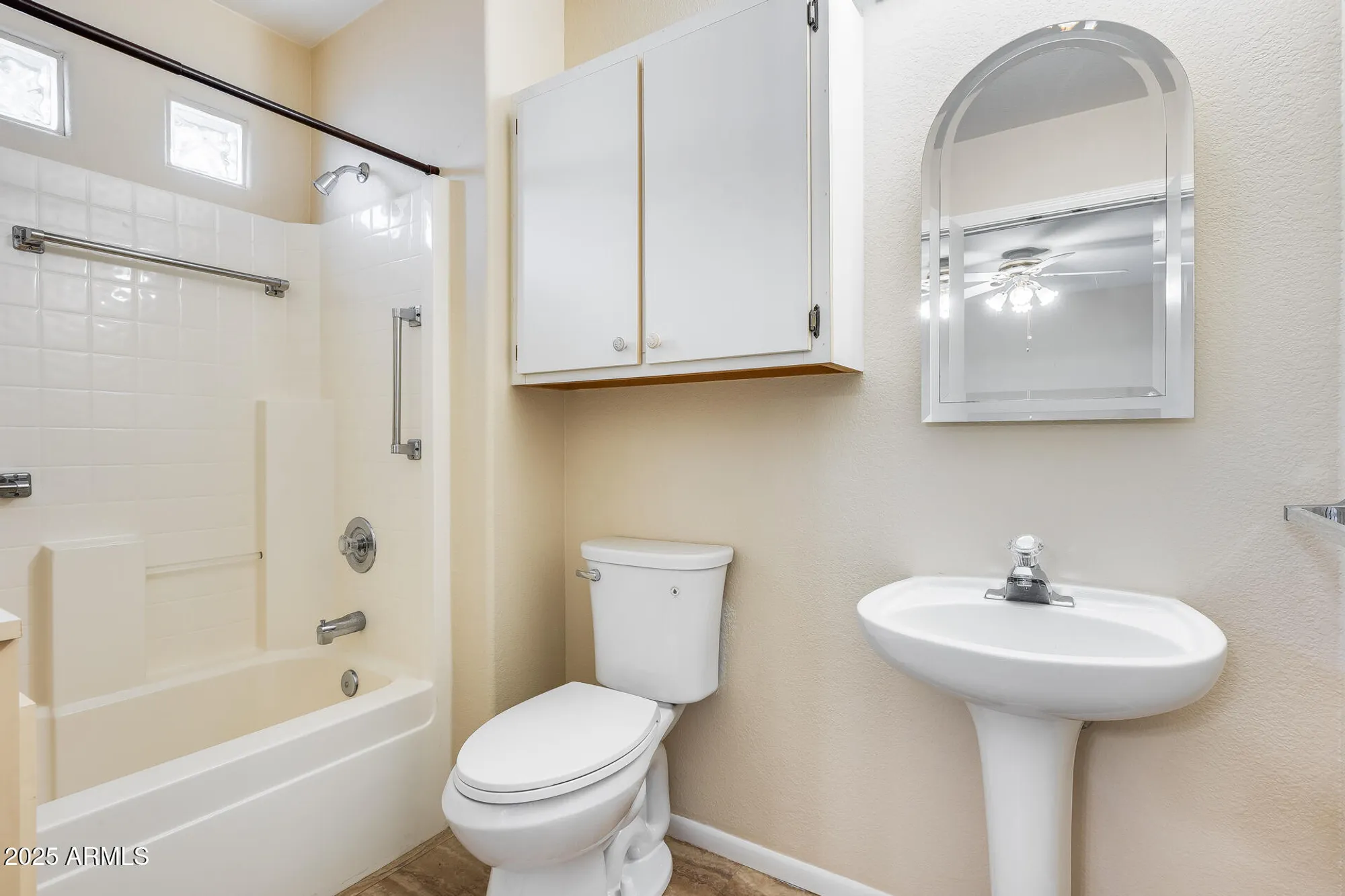 Property Slideshow image 10 of 59 | 22724 n la paz ln, Sun City West, AZ, 85375