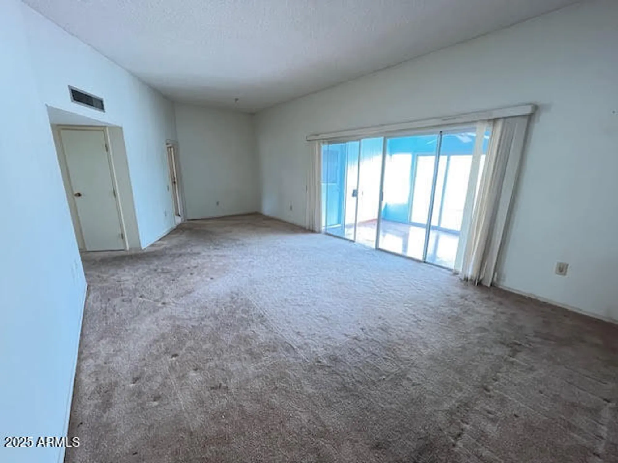 Property Slideshow image 7 of 16 | 9921 w hutton dr, Sun City, AZ, 85351