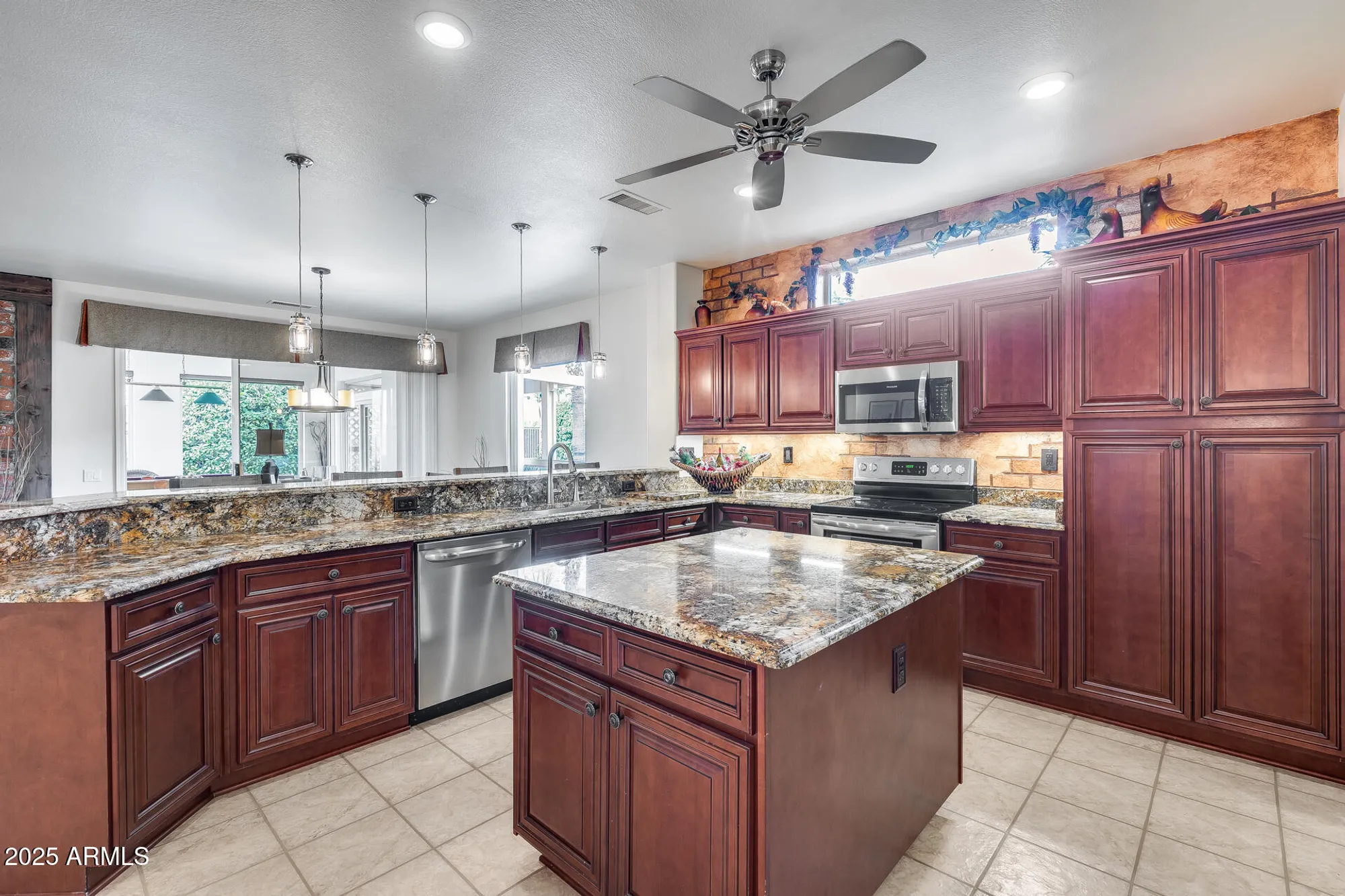 Property Slideshow image 19 of 59 | 22724 n la paz ln, Sun City West, AZ, 85375