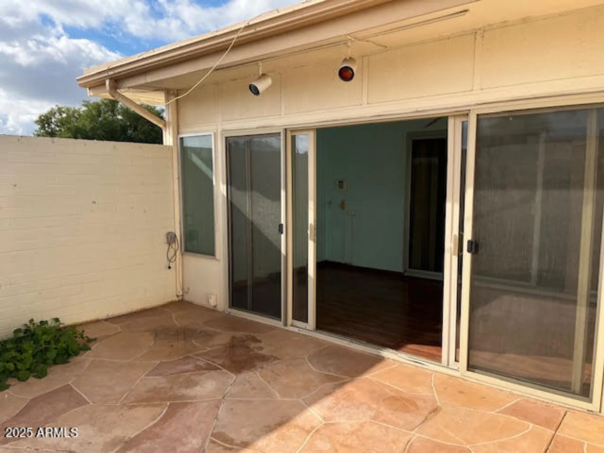 Property Slideshow image 12 of 16 | 9921 w hutton dr, Sun City, AZ, 85351