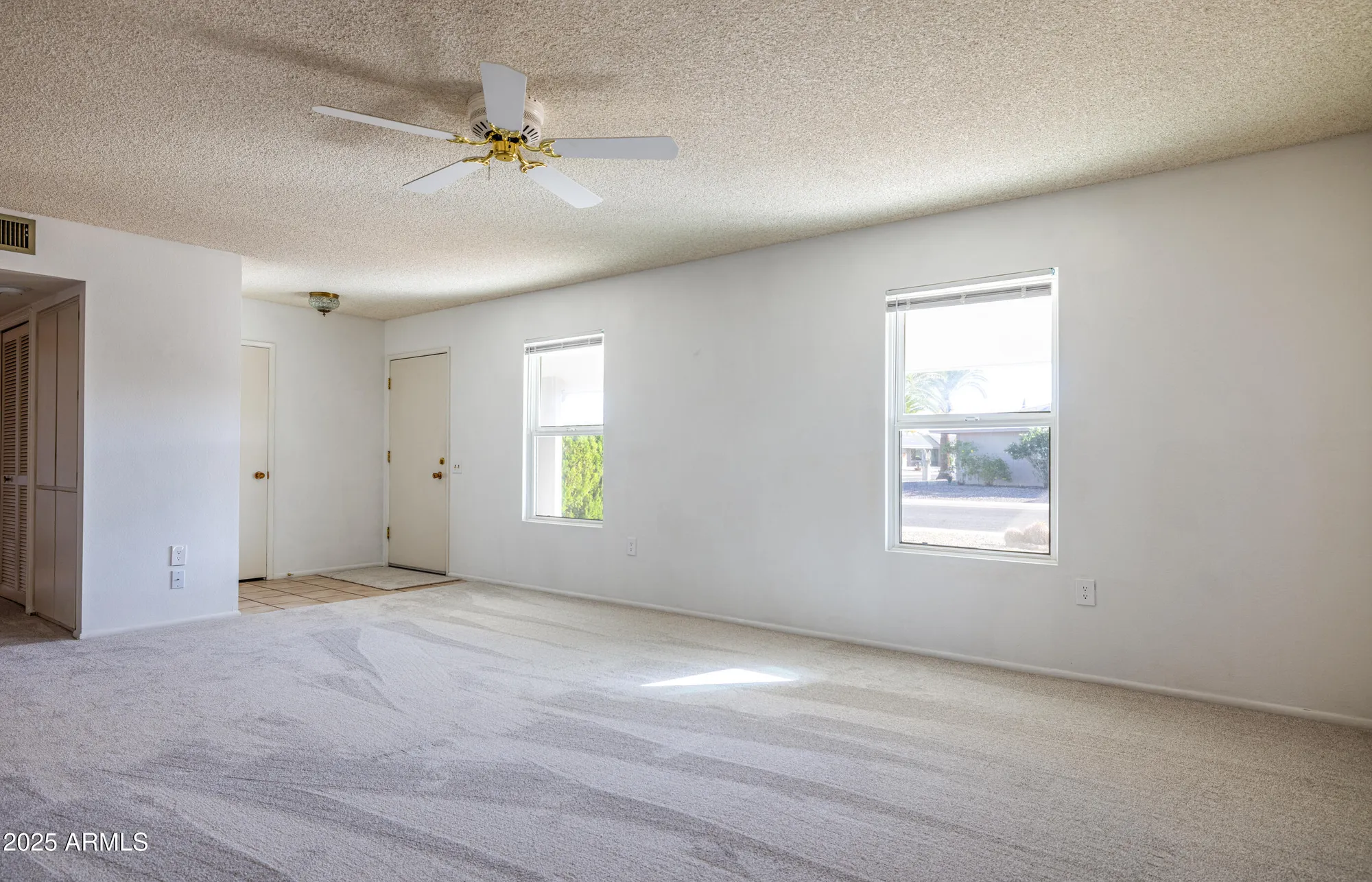 Property Slideshow image 4 of 23 | 10845 w pineaire dr, Sun City, AZ, 85351