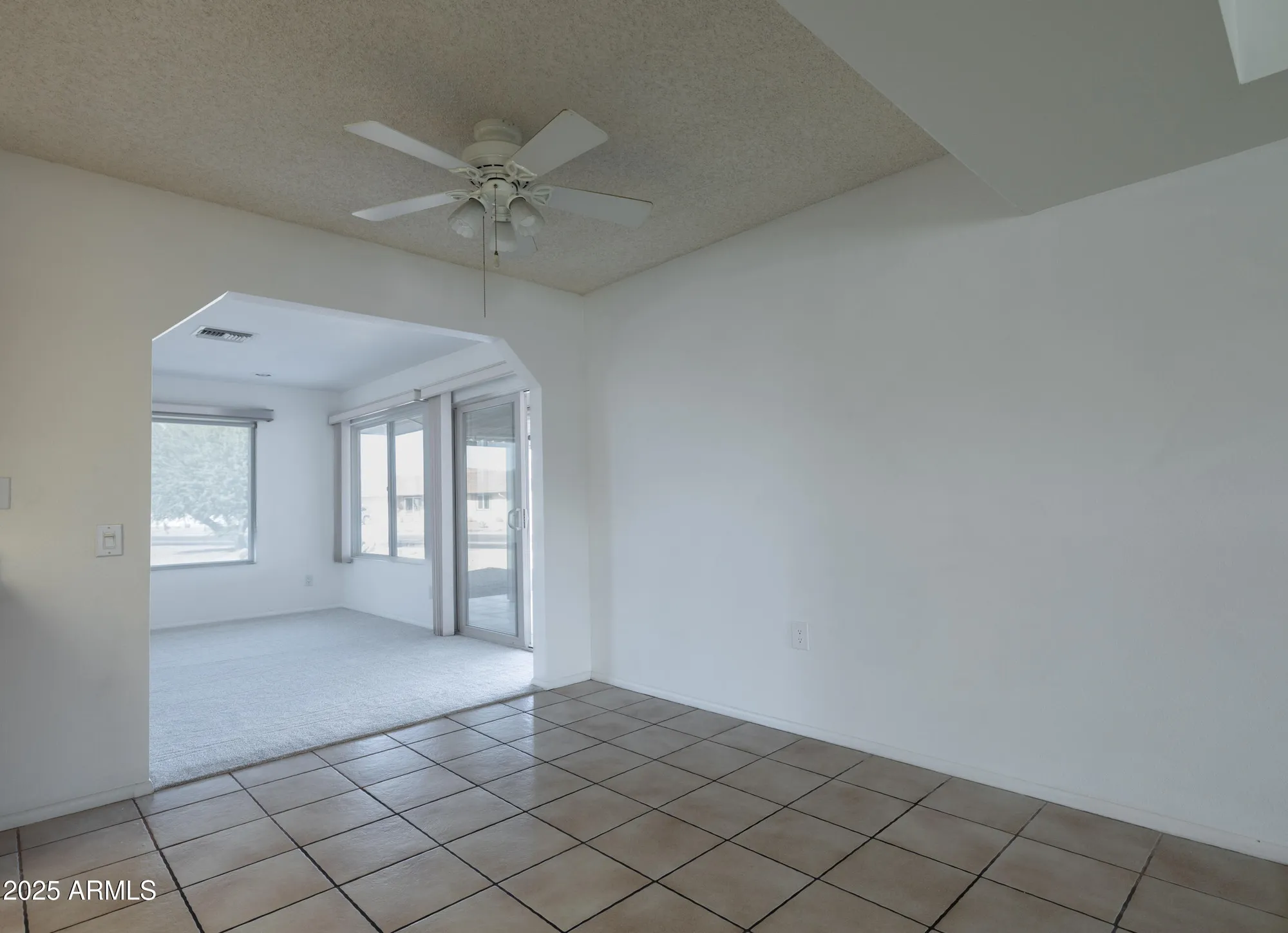 Property Slideshow image 10 of 23 | 10845 w pineaire dr, Sun City, AZ, 85351