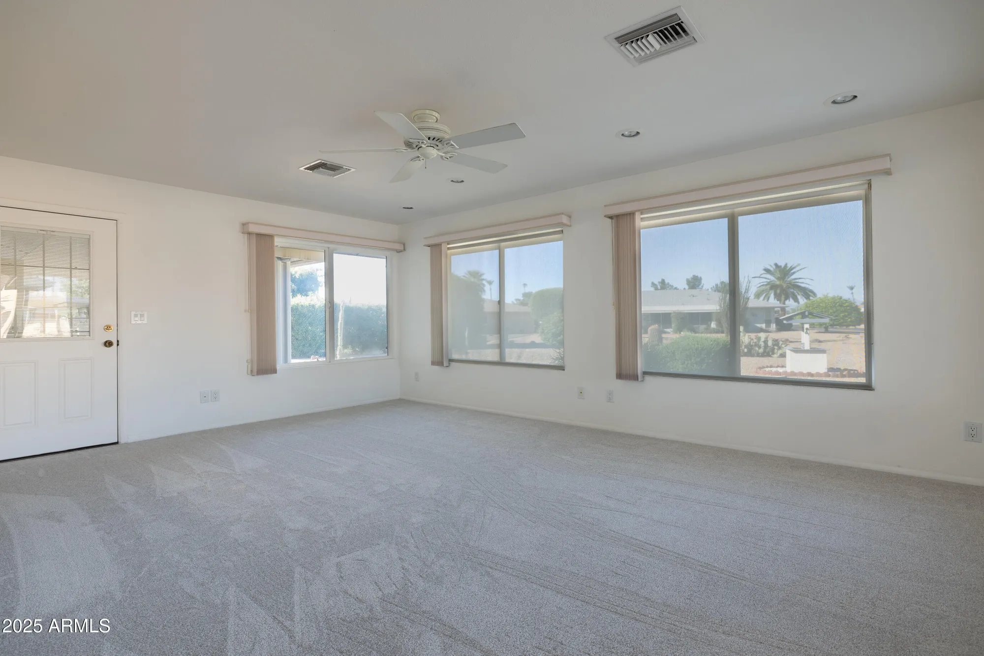 Property Slideshow image 11 of 23 | 10845 w pineaire dr, Sun City, AZ, 85351