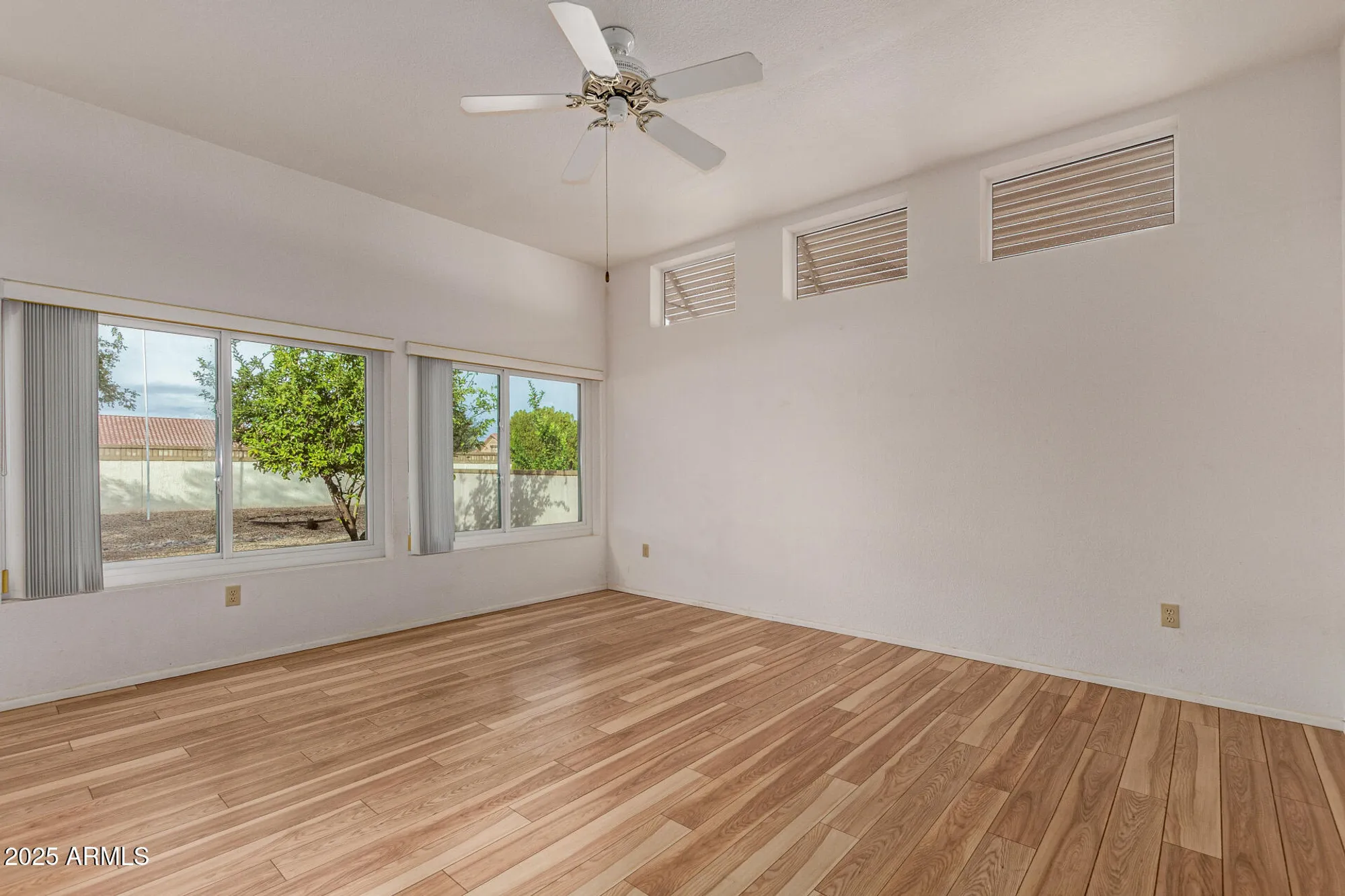 Property Slideshow image 10 of 28 | 15024 w yosemite dr, Sun City West, AZ, 85375