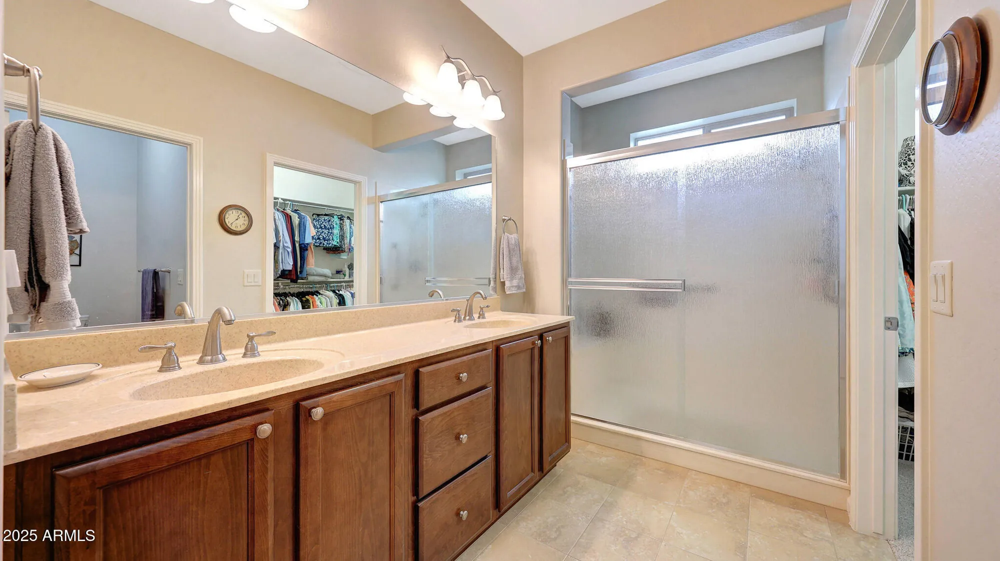 Property Slideshow image 14 of 41 | 16508 w almeria rd, Goodyear, AZ, 85395