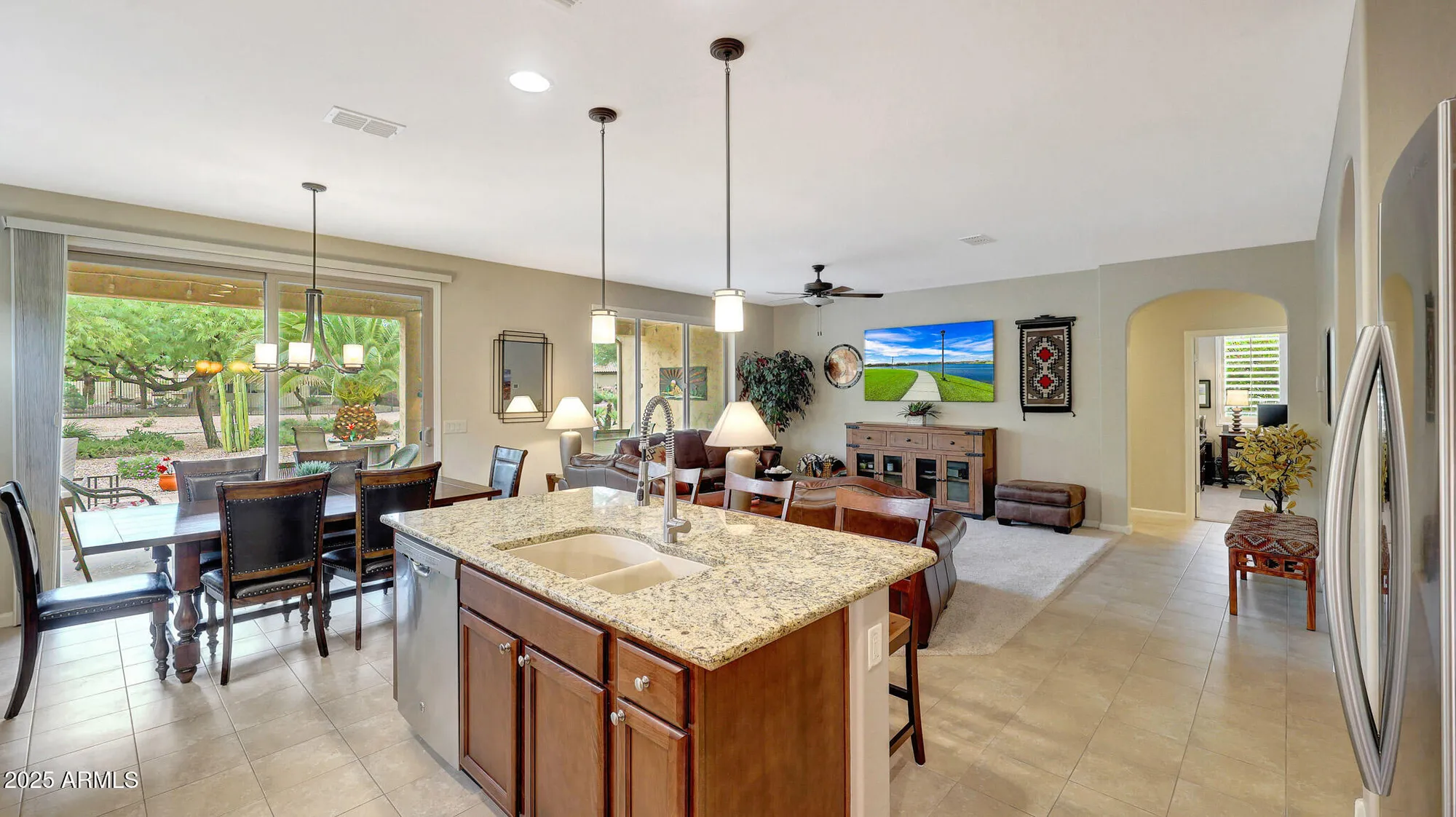 Property Slideshow image 9 of 41 | 16508 w almeria rd, Goodyear, AZ, 85395