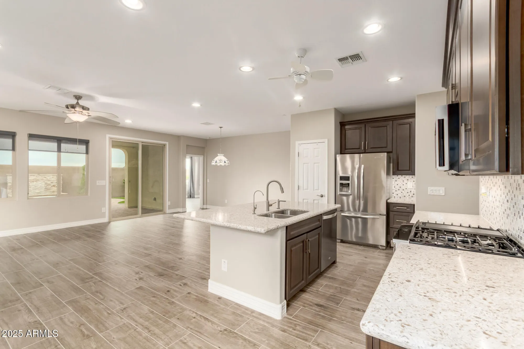 Property Slideshow image 16 of 54 | 16756 s 181st ln, Goodyear, AZ, 85338