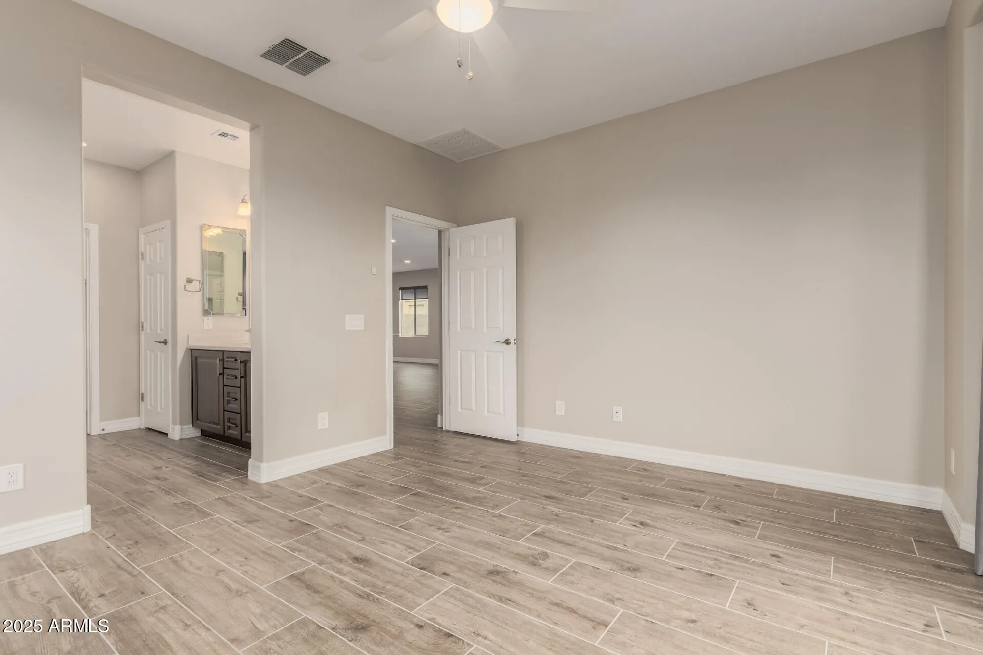 Property Slideshow image 19 of 54 | 16756 s 181st ln, Goodyear, AZ, 85338