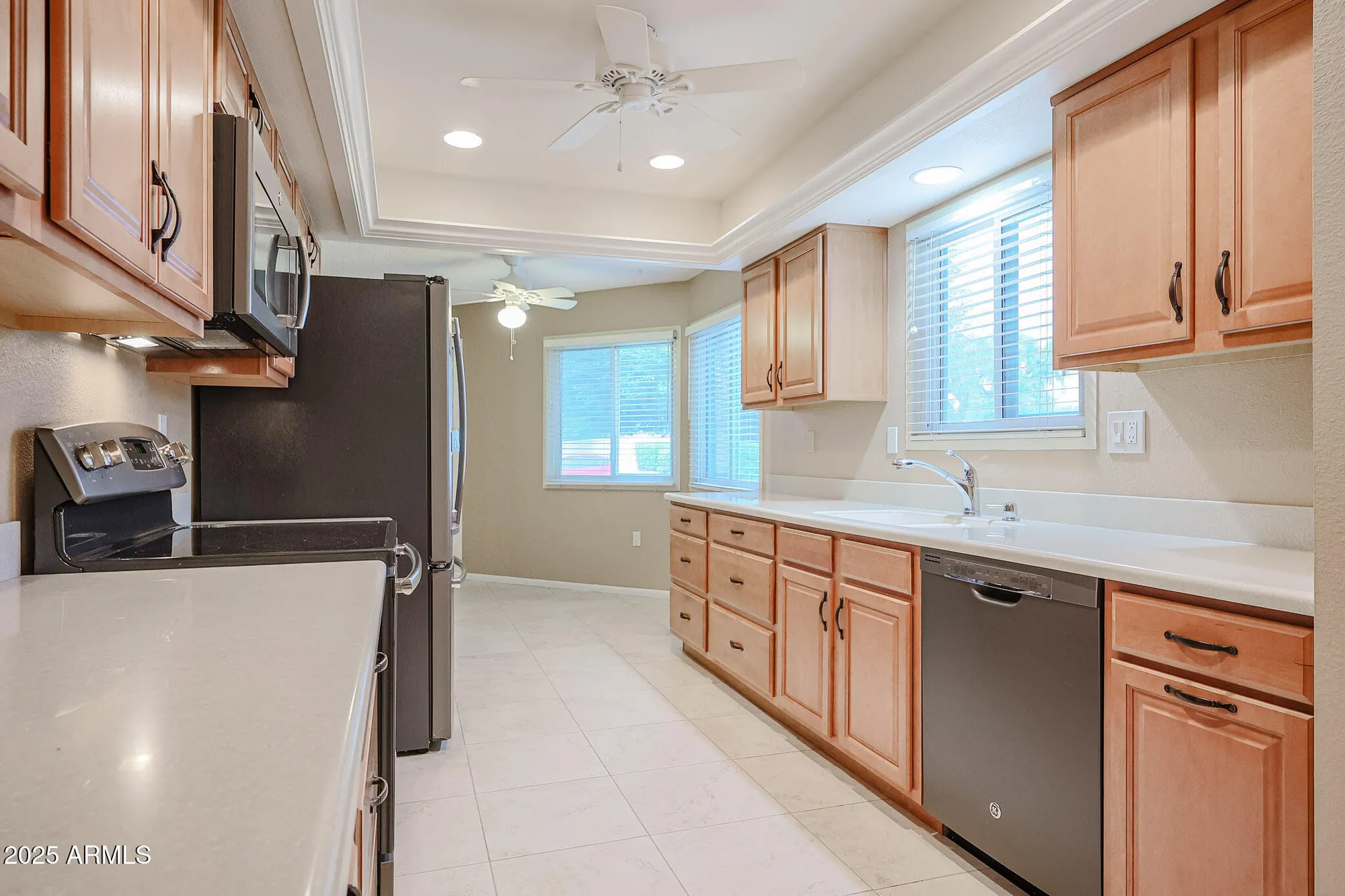 Property Slideshow image 5 of 21 | 10433 w hutton dr, Sun City, AZ, 85351