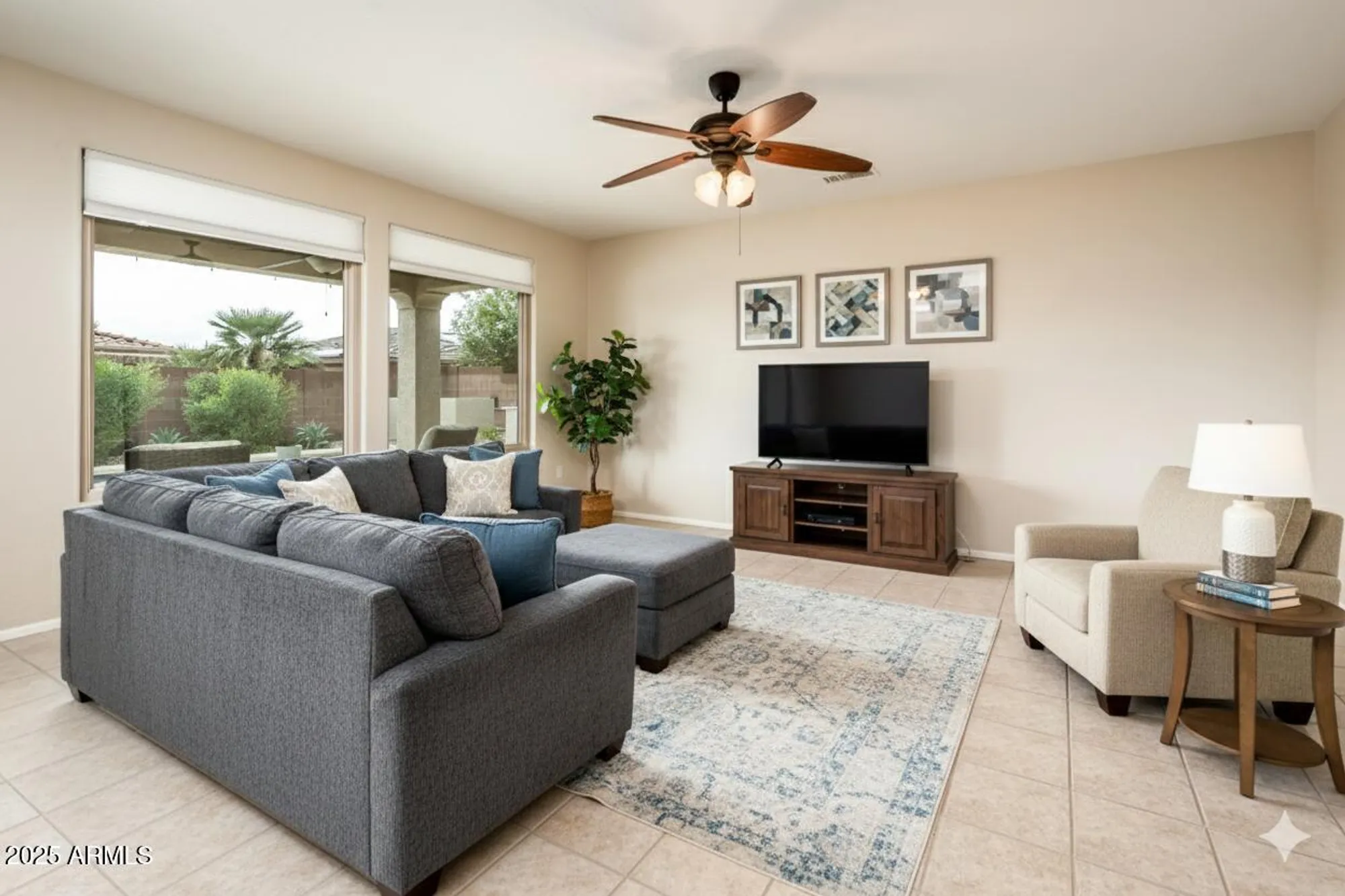 Property Slideshow image 9 of 43 | 14875 w gentle breeze way, Surprise, AZ, 85374